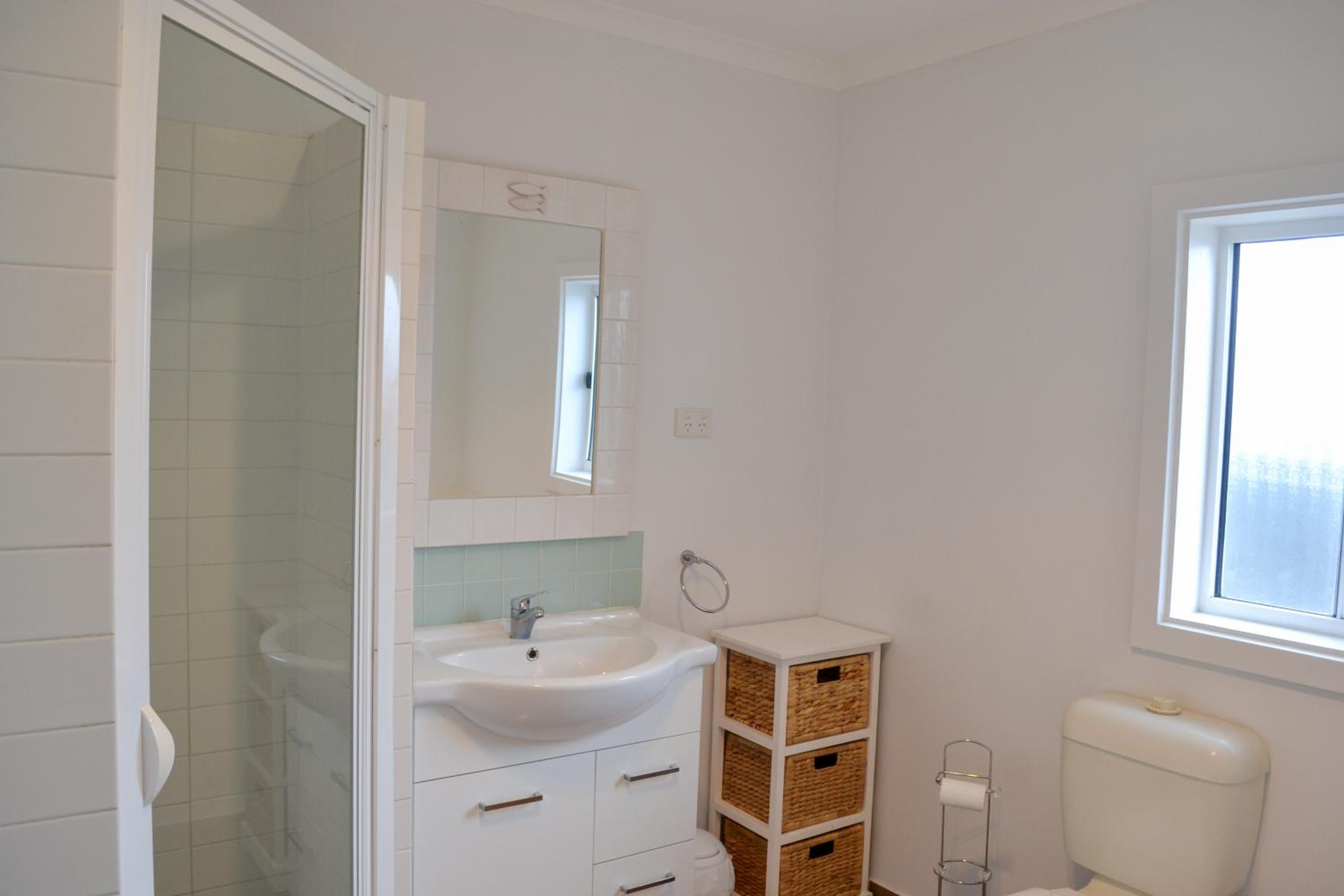The Nook - Cosy log fire cottage