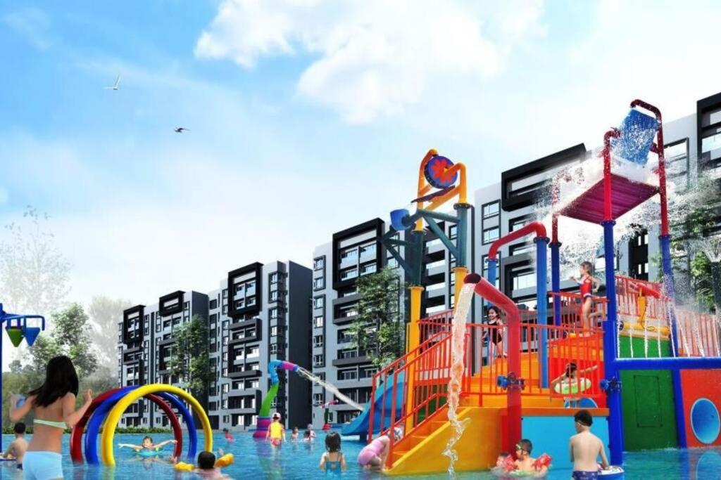 Lovely condo with water theme park#Pool View#Ipoh# photo 1