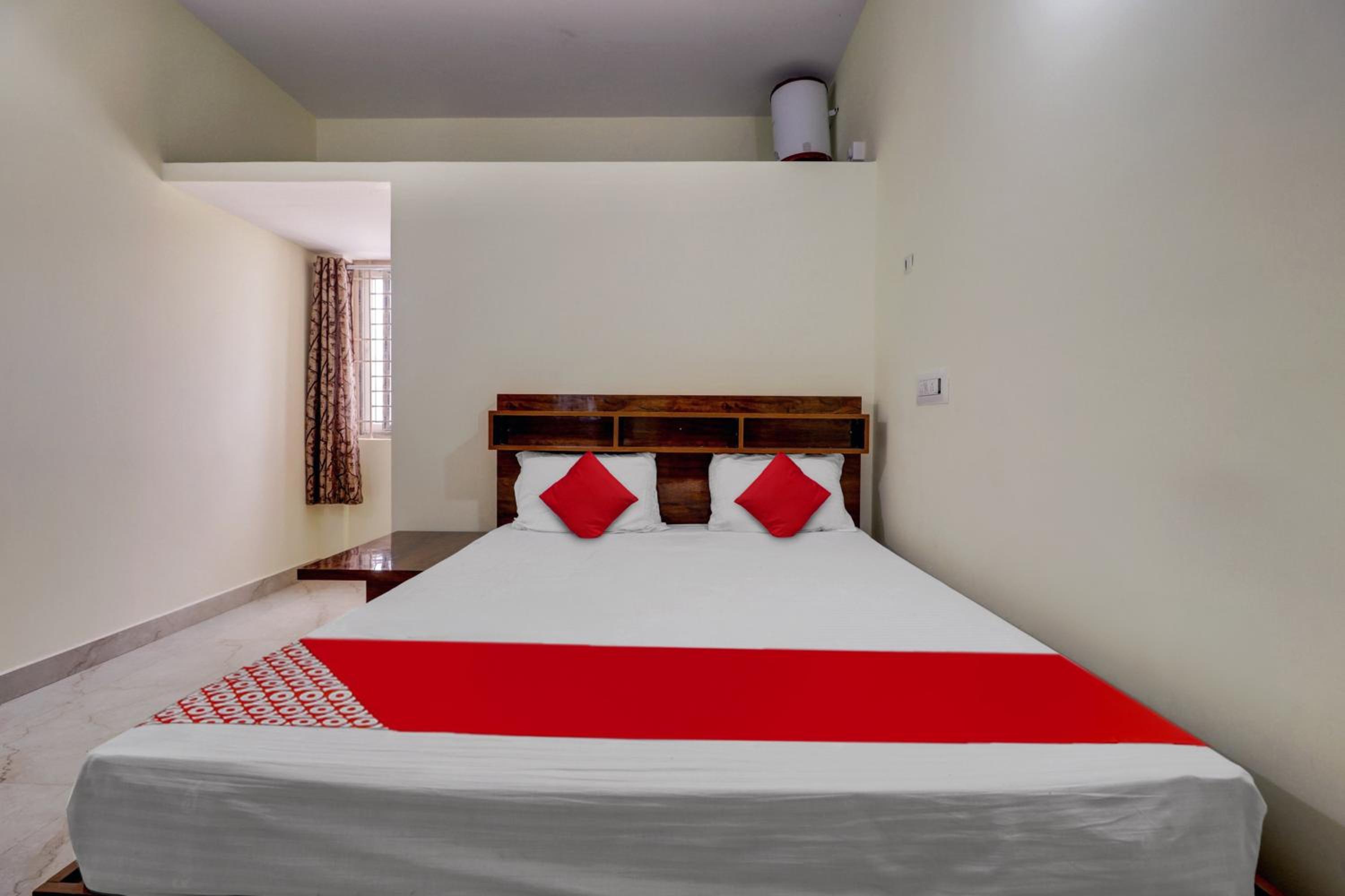Hotel O PREETHI BOARDING & LODGING