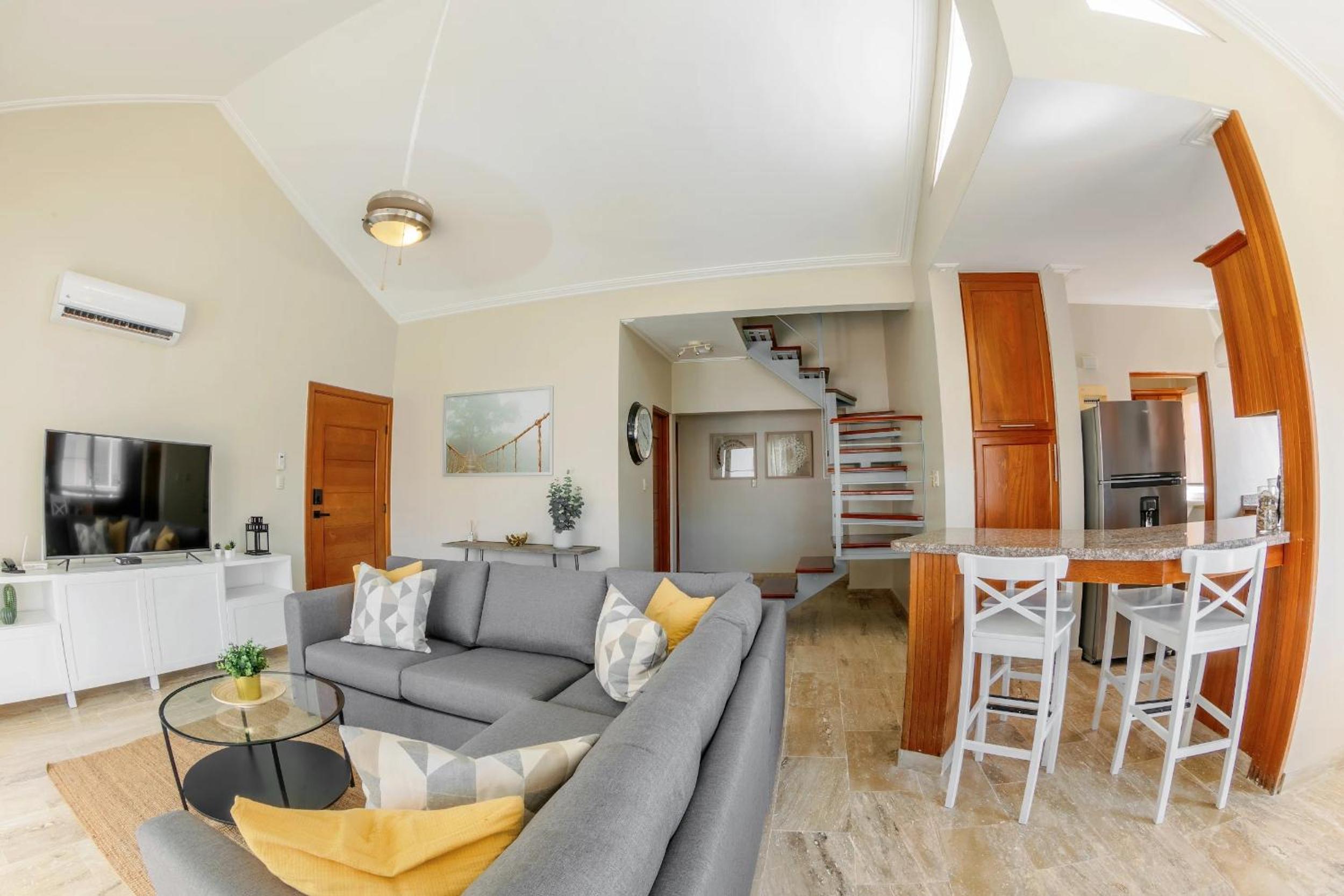 Corte Sea A302, Luxury Penthouse