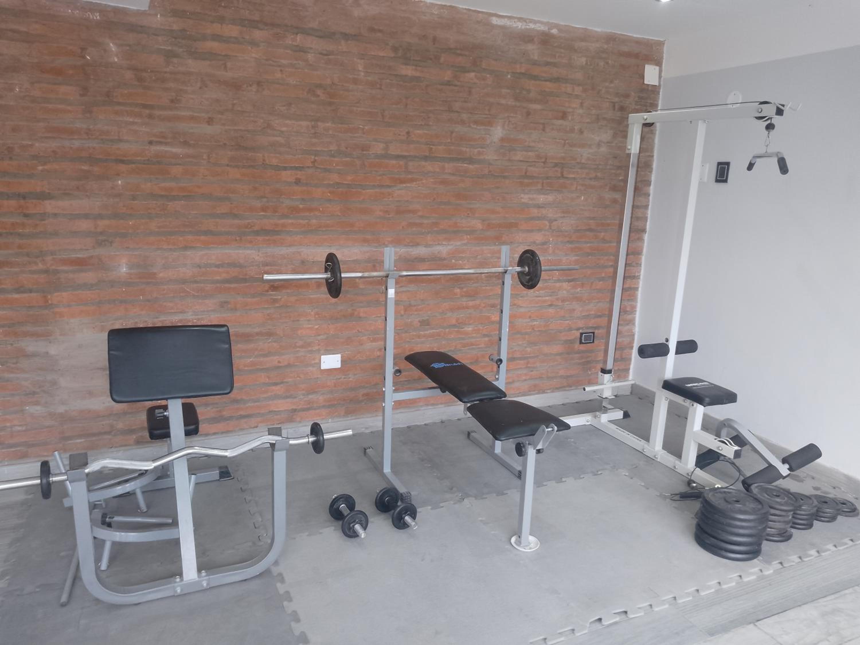 Casa amplia en ubicación tranquila de la ciudad