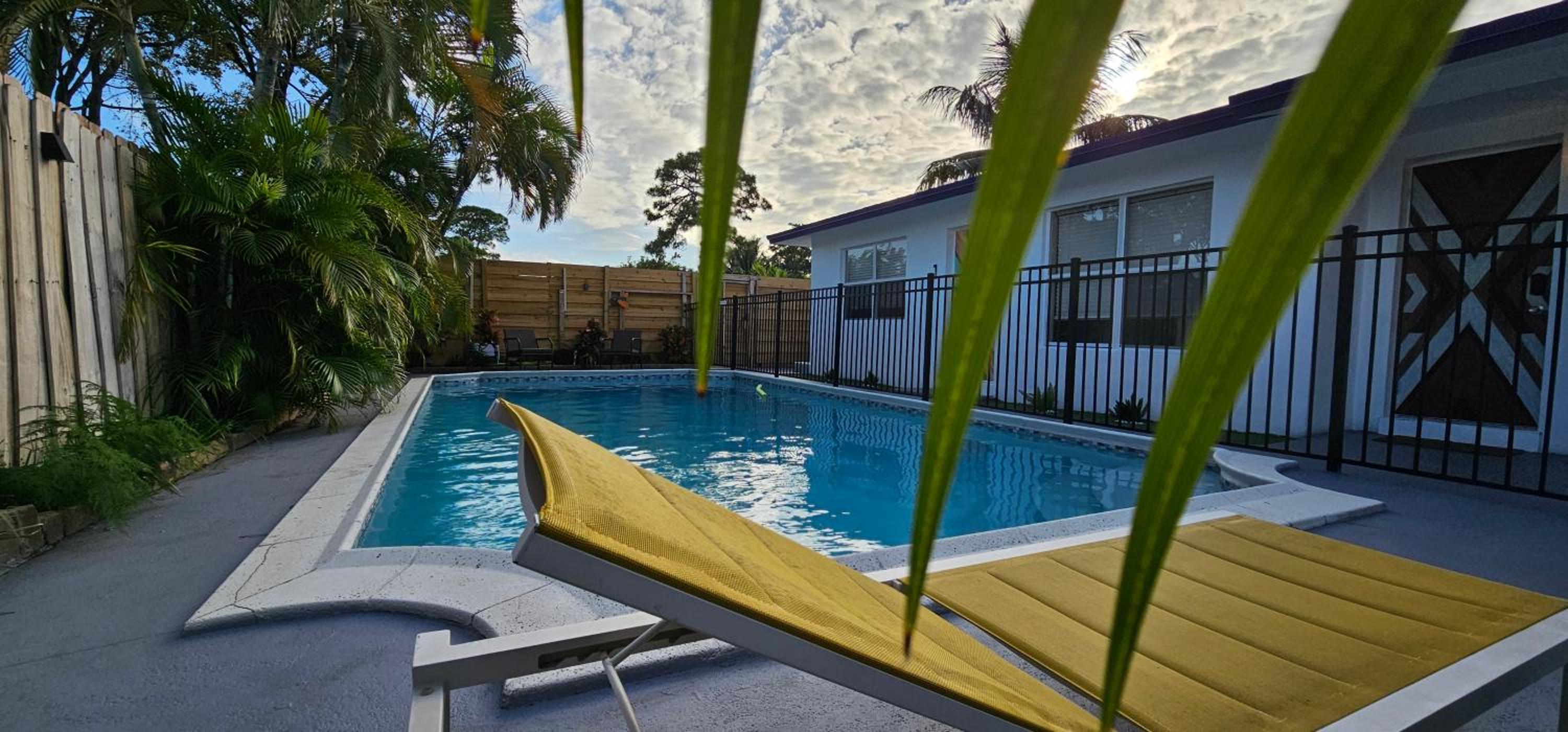 Private Home, KING Room- Pool & Patios - Near Beaches & Dining, photo 109
