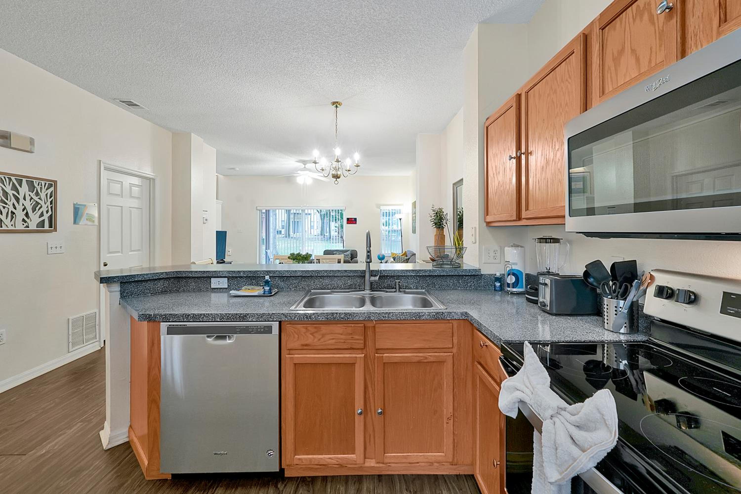 Esmerald Island Resort Oasis: Your Perfect Getaway Near Disney view 3