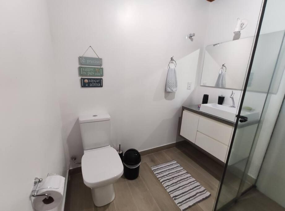 Casa com vista maravilhosa na Baía dos Golfinhos