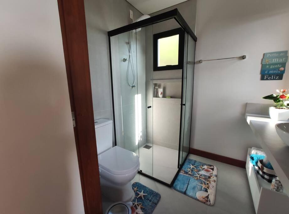 Casa com vista maravilhosa na Baía dos Golfinhos