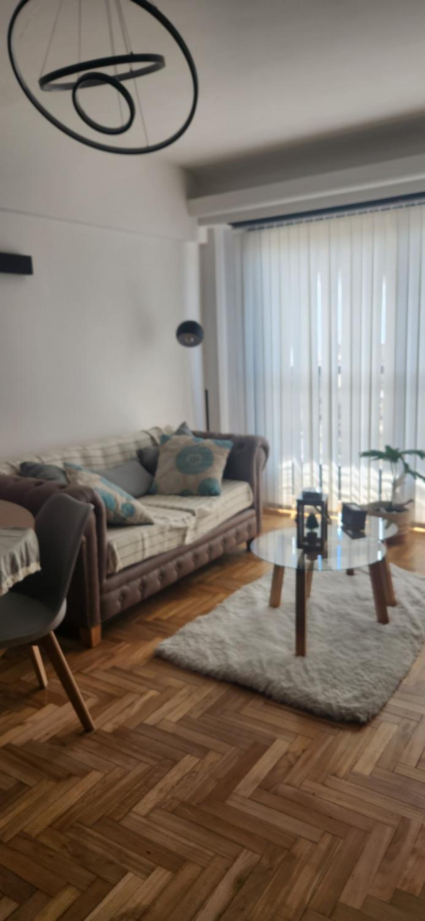 Moderno y Acogedor I