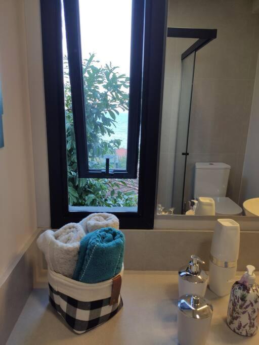 Casa com vista maravilhosa na Baía dos Golfinhos