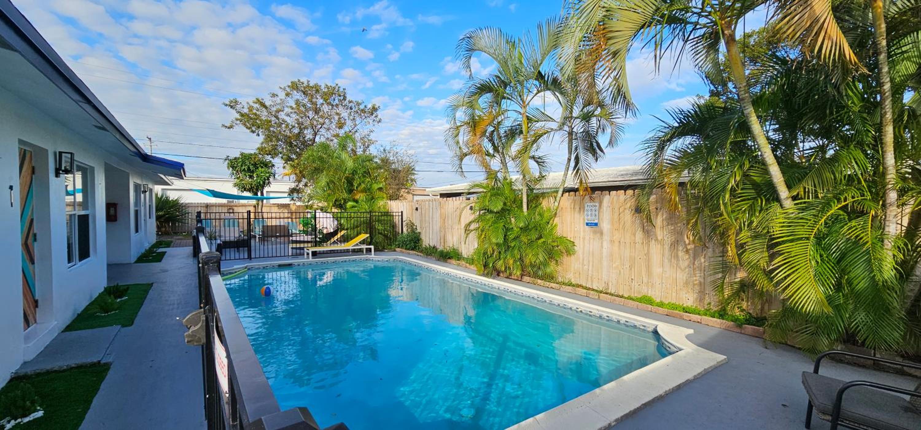 Private Home, KING Room- Pool & Patios - Near Beaches & Dining, photo 95