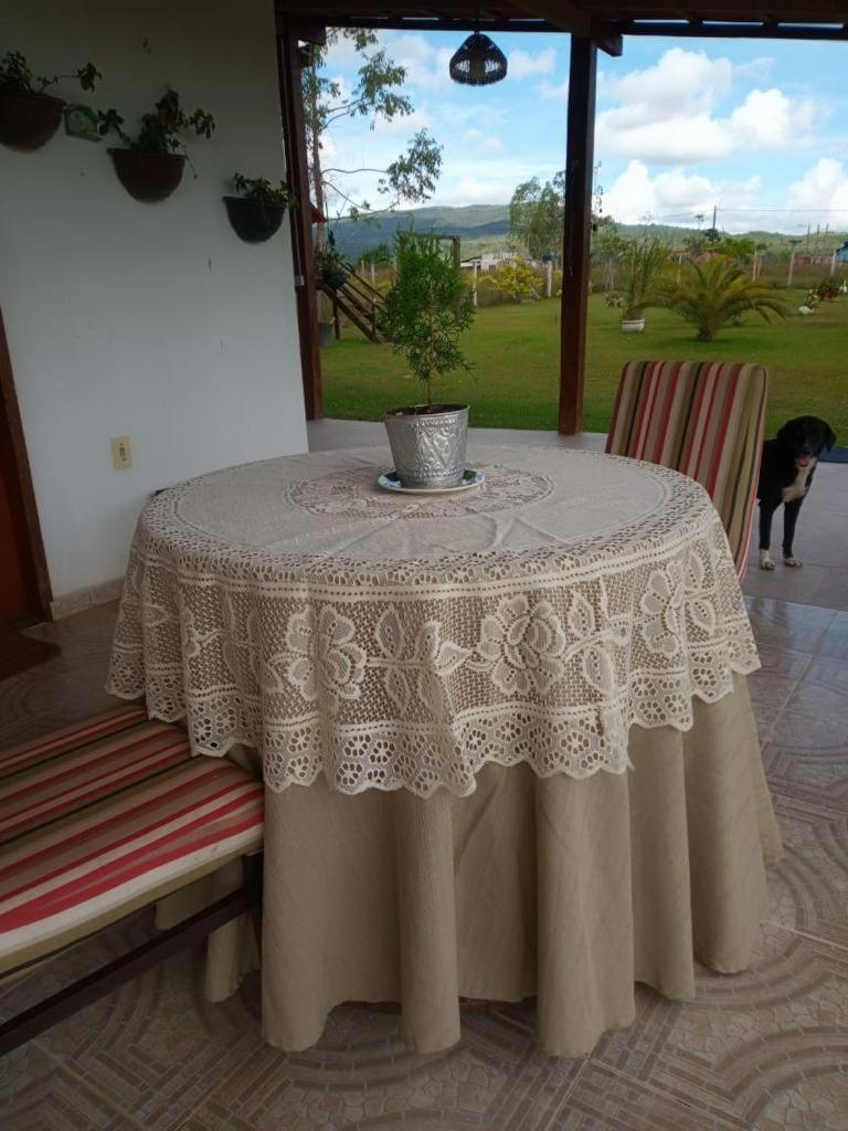 Casarão na Serra, 4 quartos, Banheiros e Quintal - Lugar Ideal
