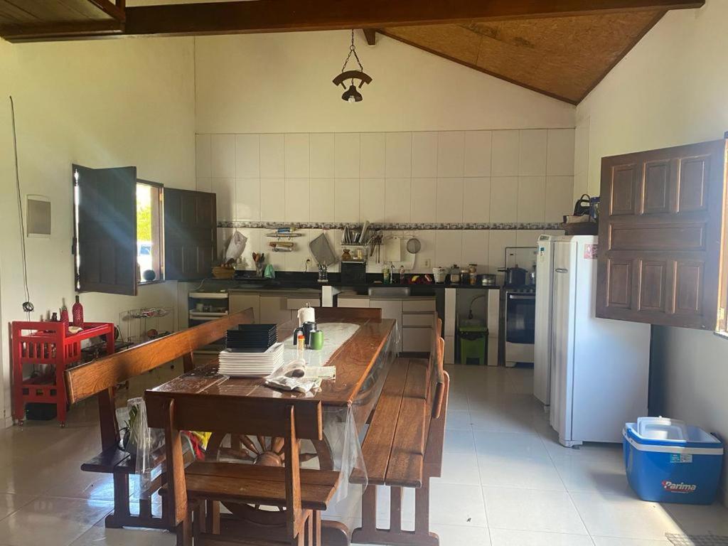 Casarão na Serra, 4 quartos, Banheiros e Quintal - Lugar Ideal