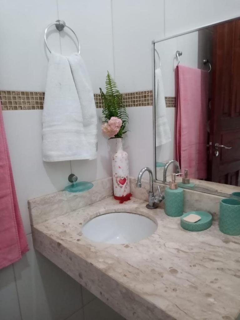 Casarão na Serra, 4 quartos, Banheiros e Quintal - Lugar Ideal
