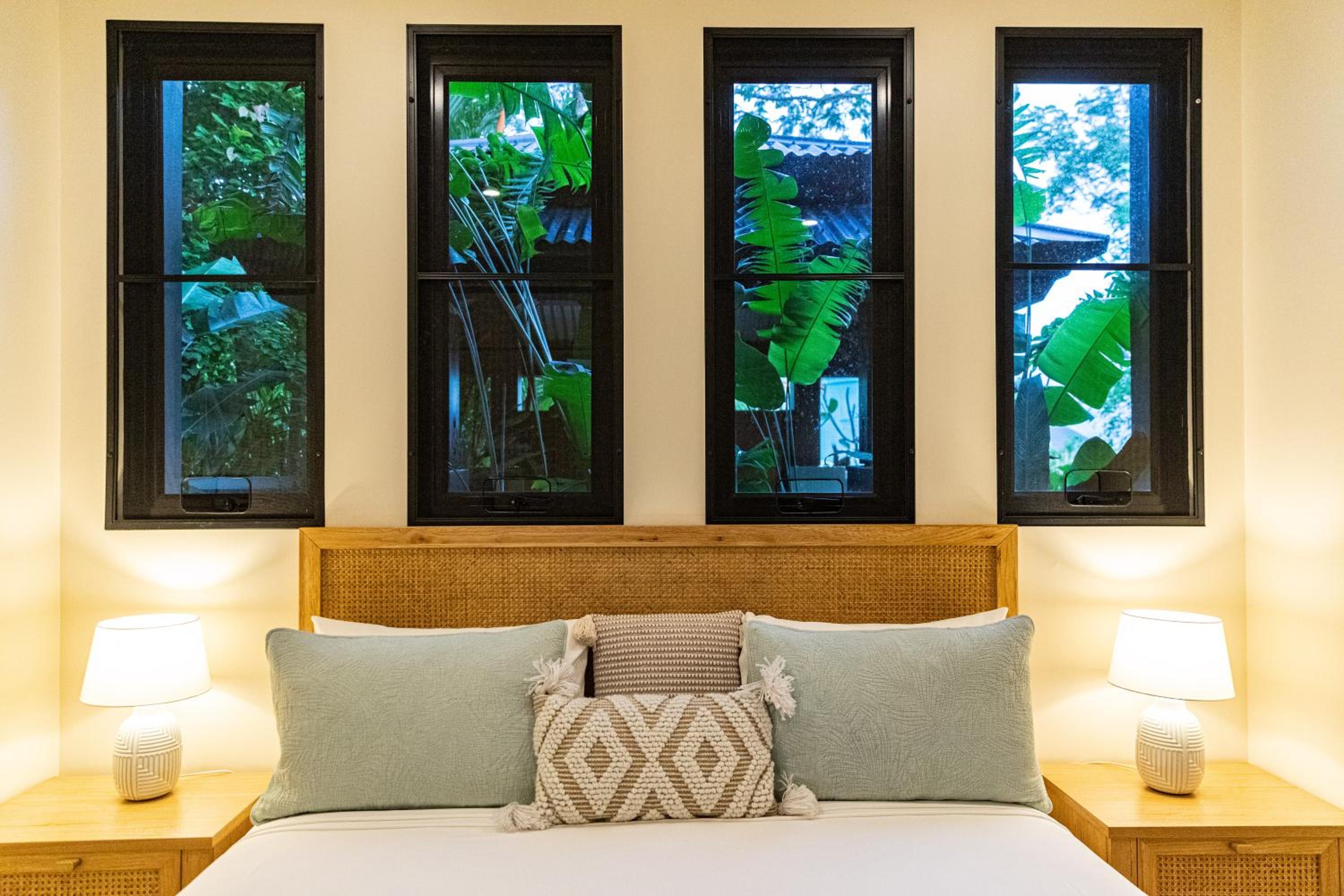 Amalfi - Port Douglas, luxury in the centre of town