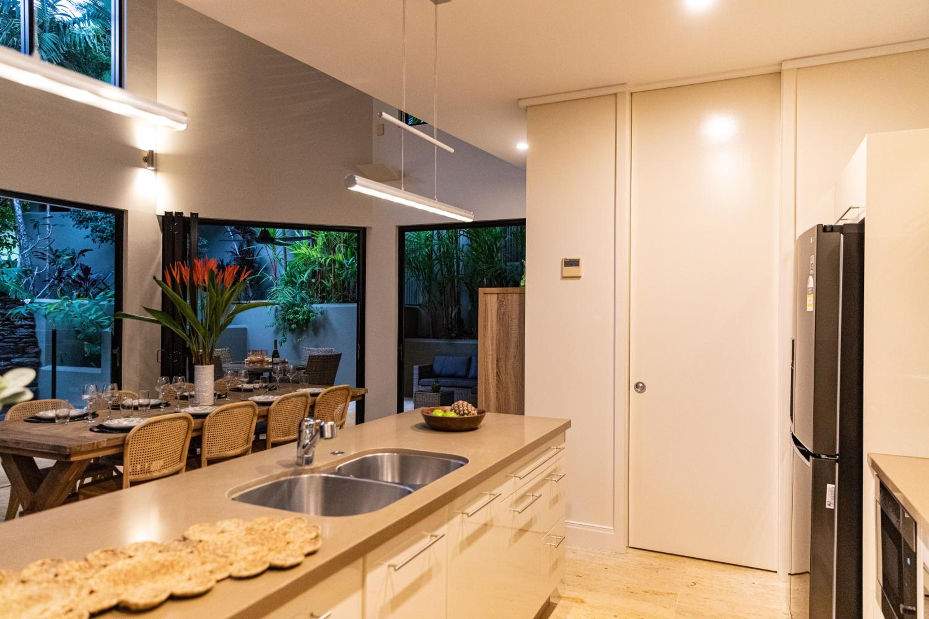 Amalfi - Port Douglas, luxury in the centre of town