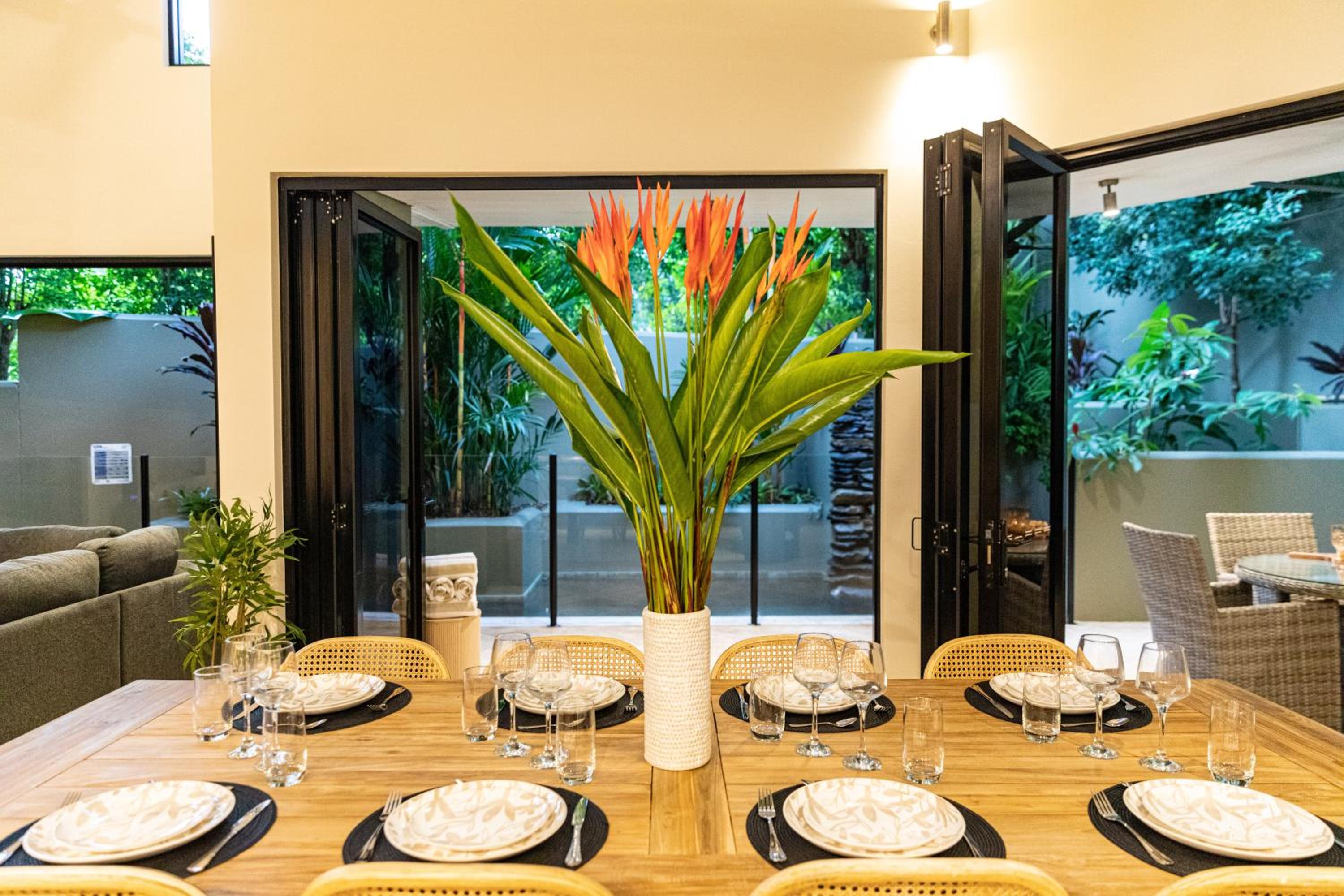 Amalfi - Port Douglas, luxury in the centre of town