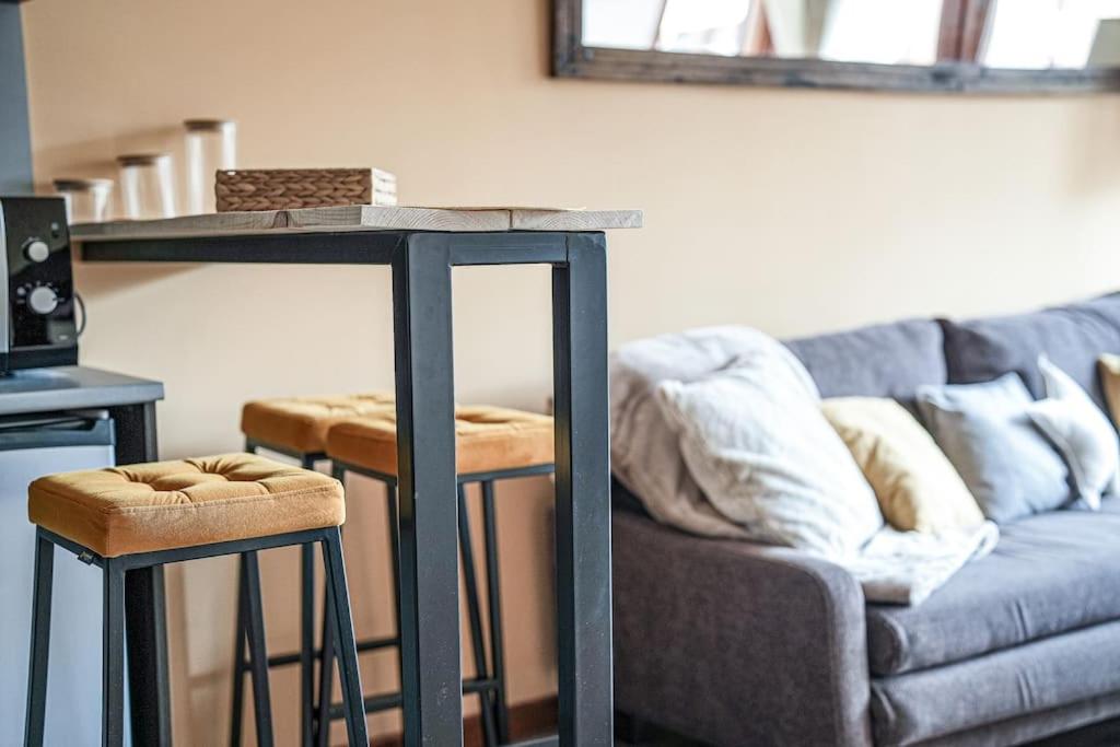 Hill-side Apartment in Nation Park