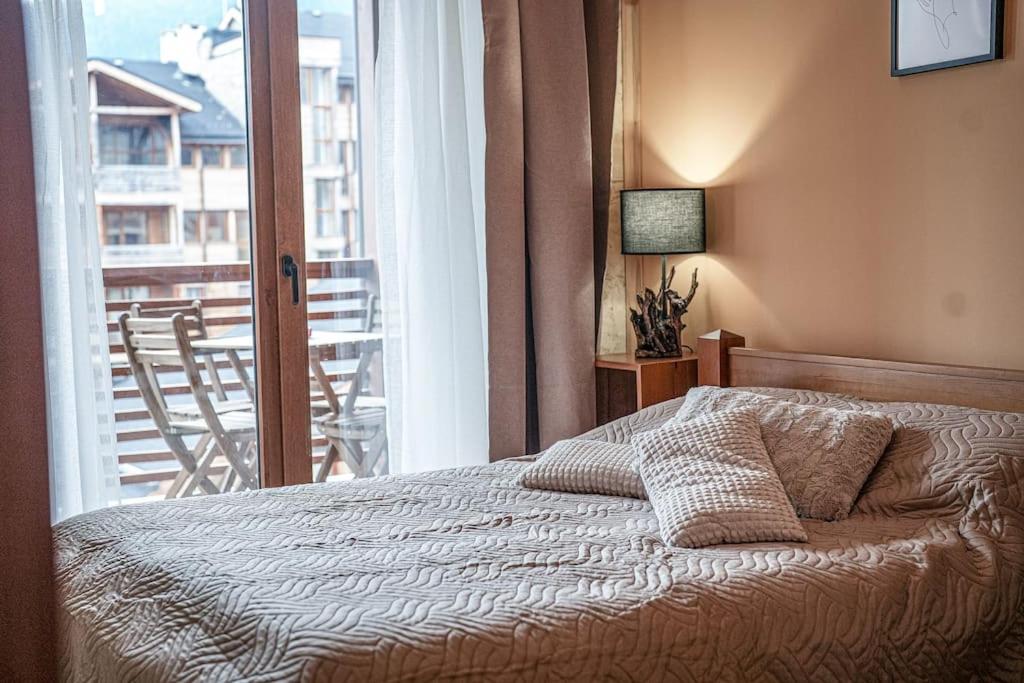 Hill-side Apartment in Nation Park