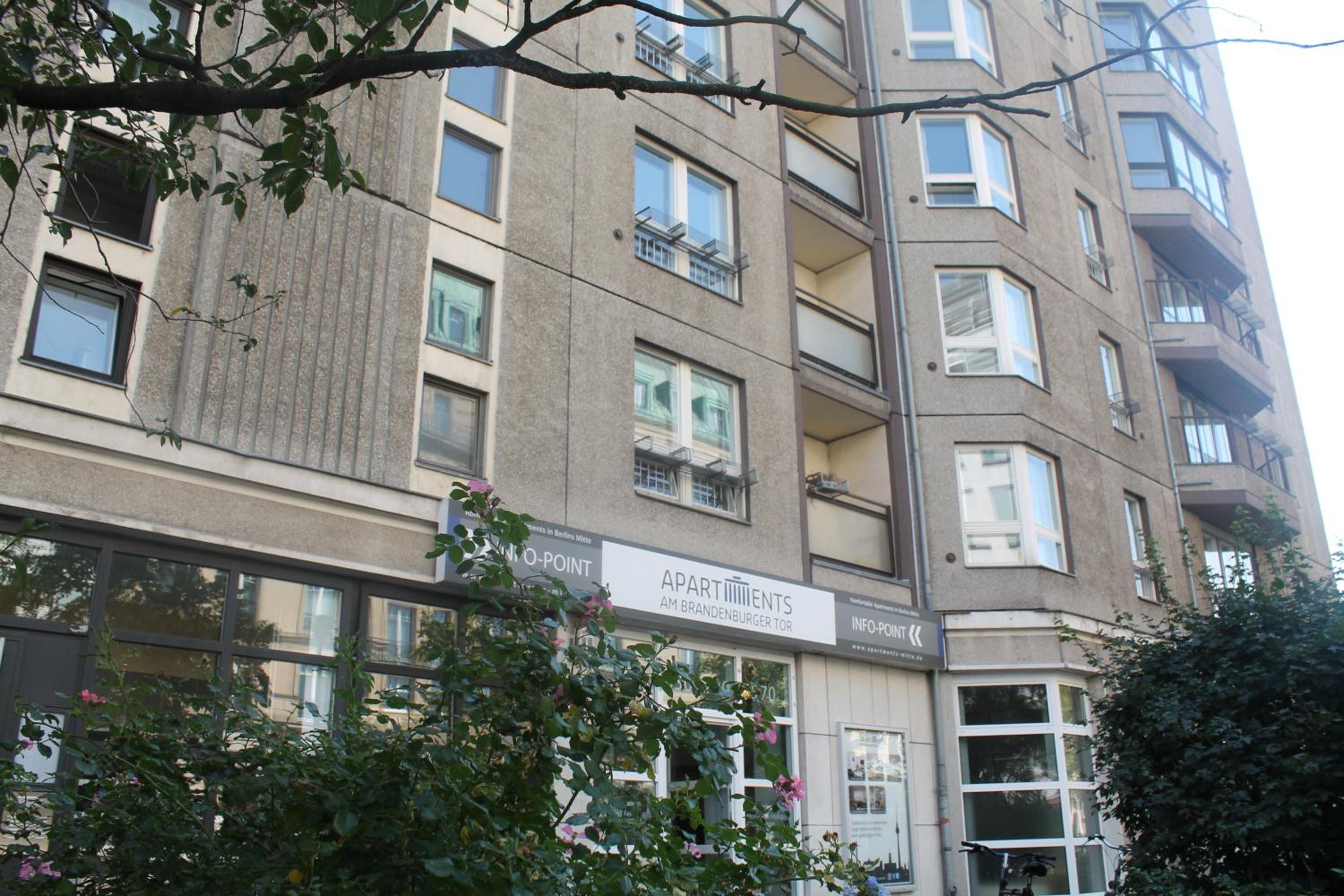 Hotel Apartments am Brandenburger Tor - Image 1