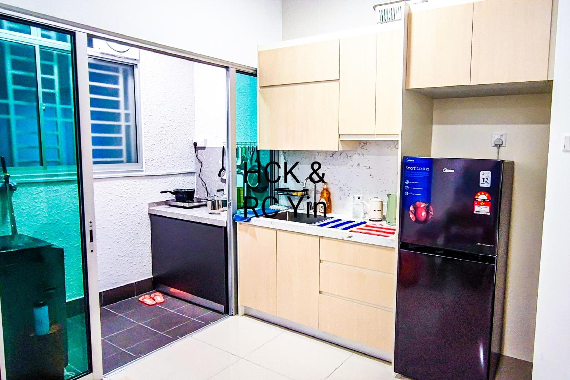 Lovely Family Suites at Razak City by HCK
