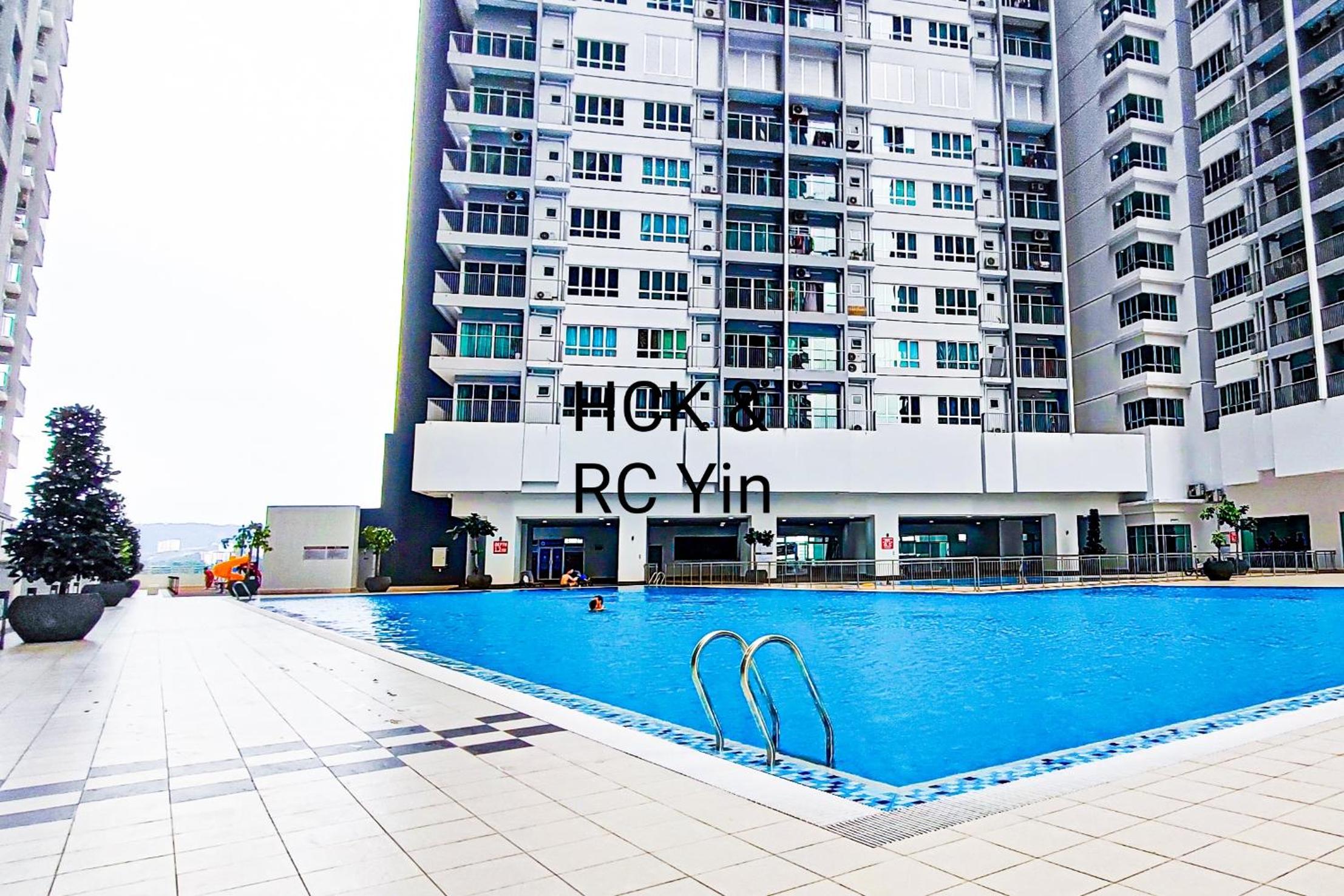 Lovely Family Suites at Razak City by HCK