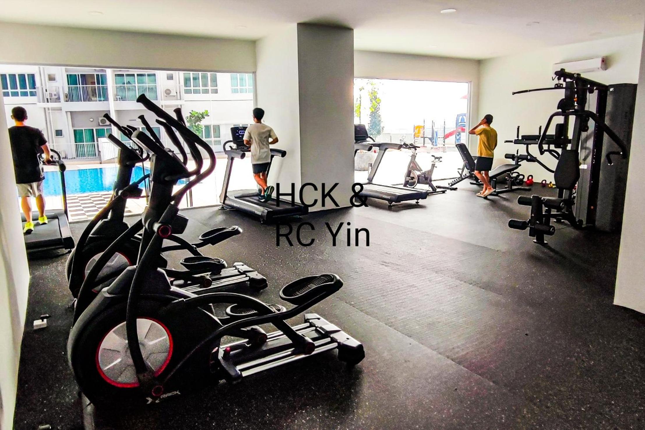 Lovely Family Suites at Razak City by HCK
