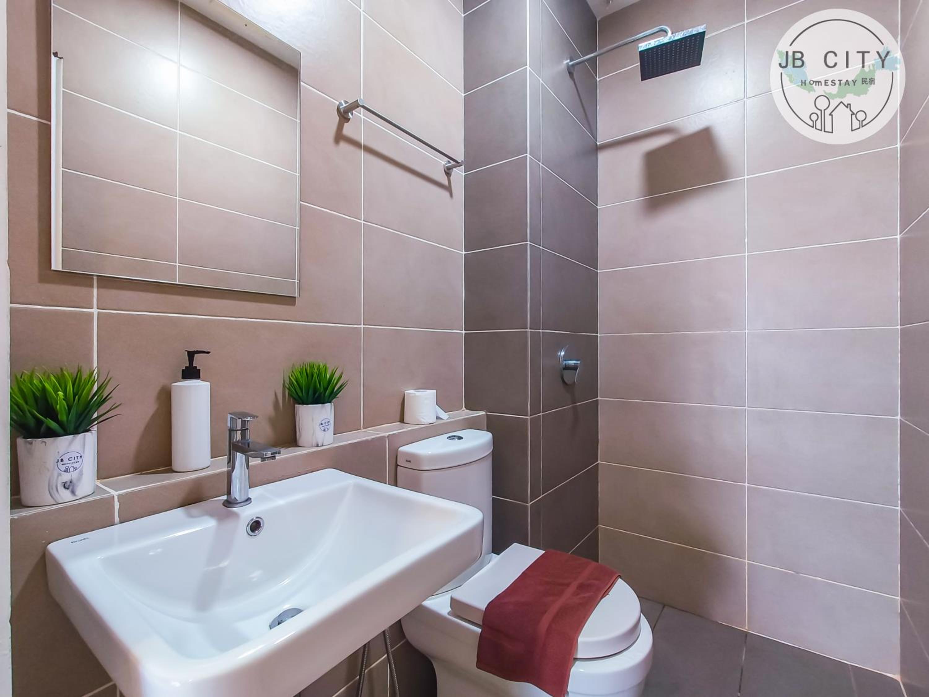D'Pristine Suites by RR JBcity