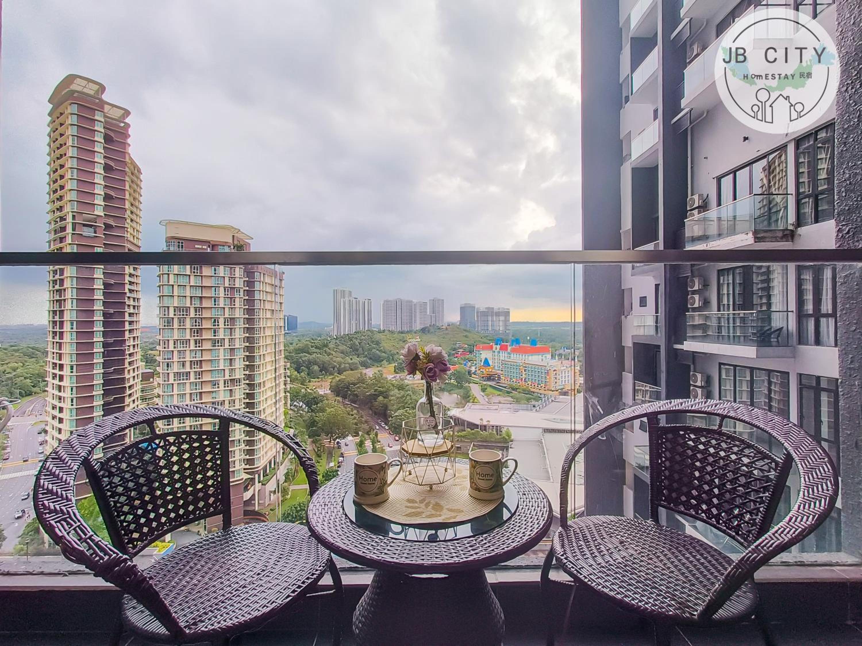 D'Pristine Suites by RR JBcity