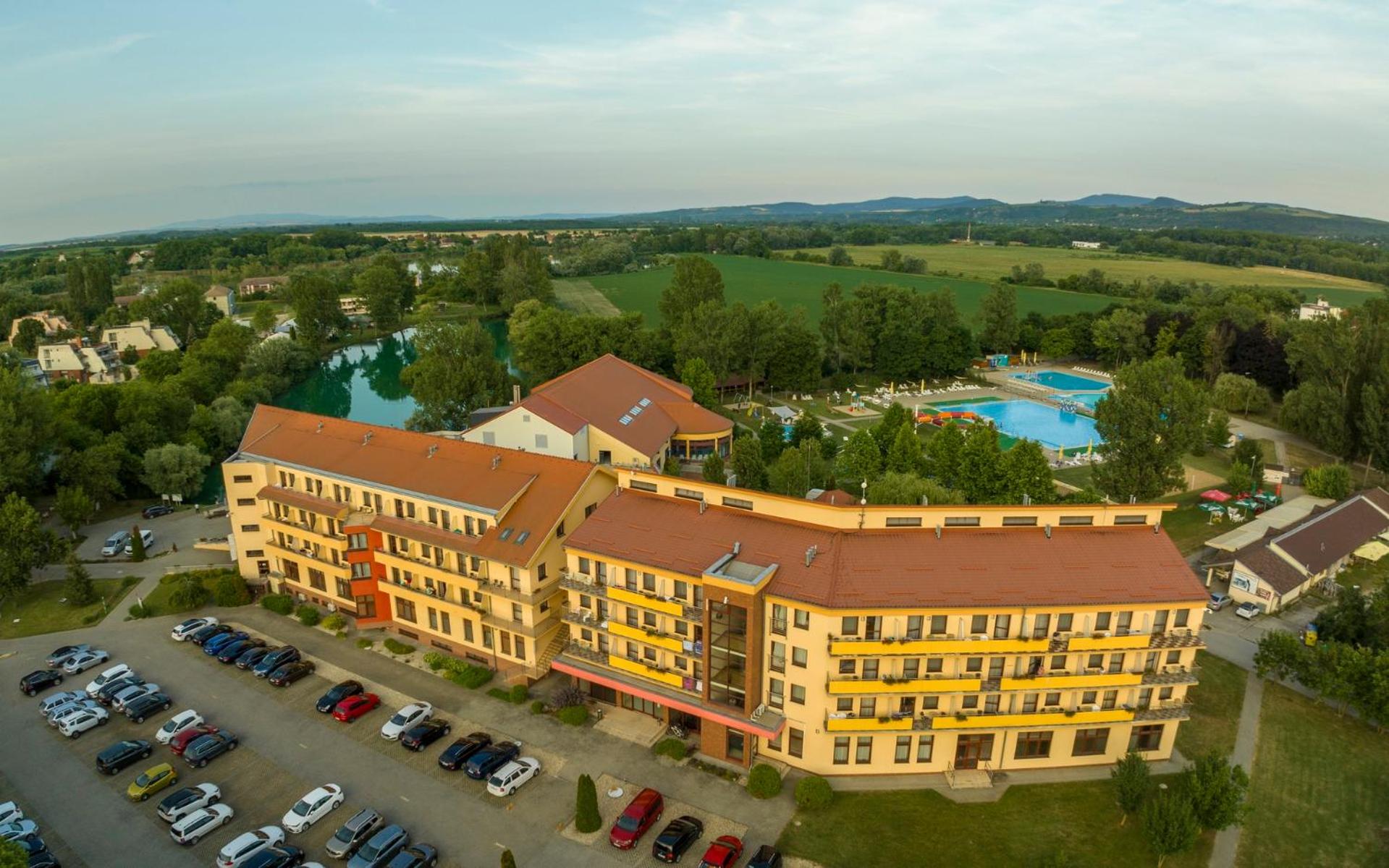 Hotel Wellness Hotel Patince - Image 1