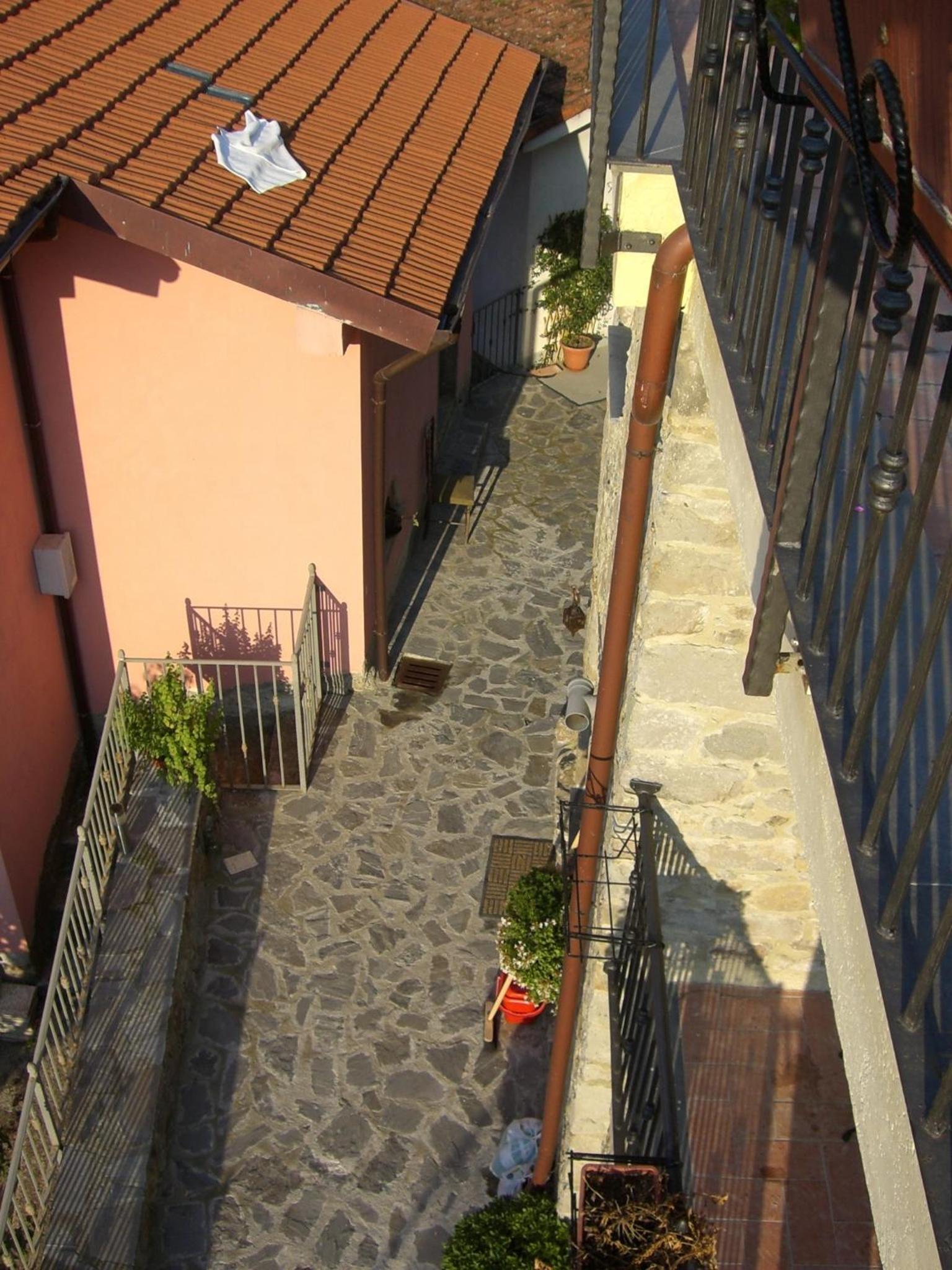 Photo 29