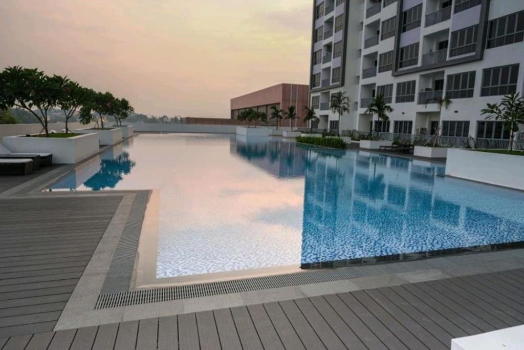 Harbour Bay Residences Batam 2BR Sea View with Balcony Terrace view 2