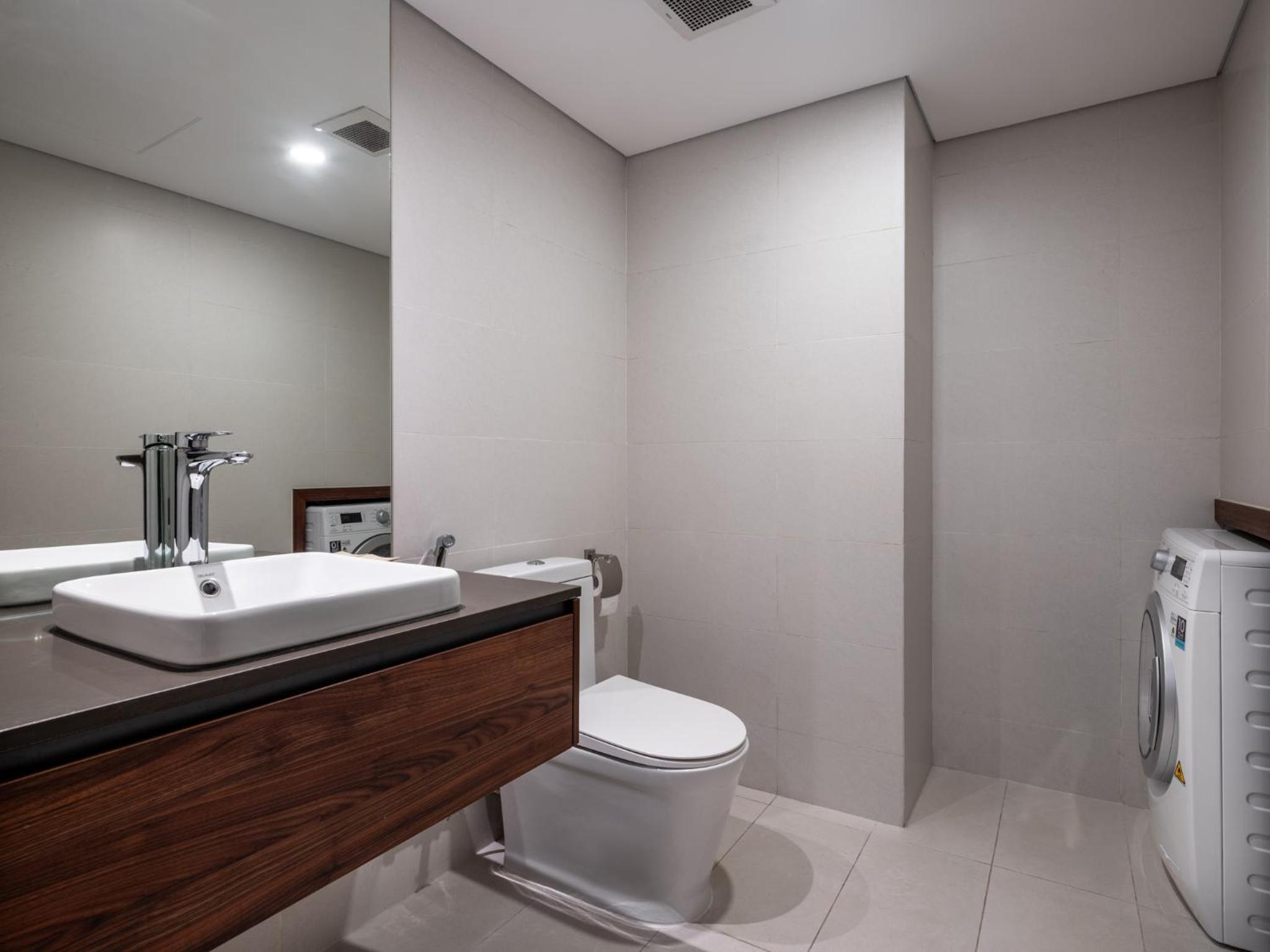 Pentstudio Westlake Hanoi - ShiTet’s homestay
