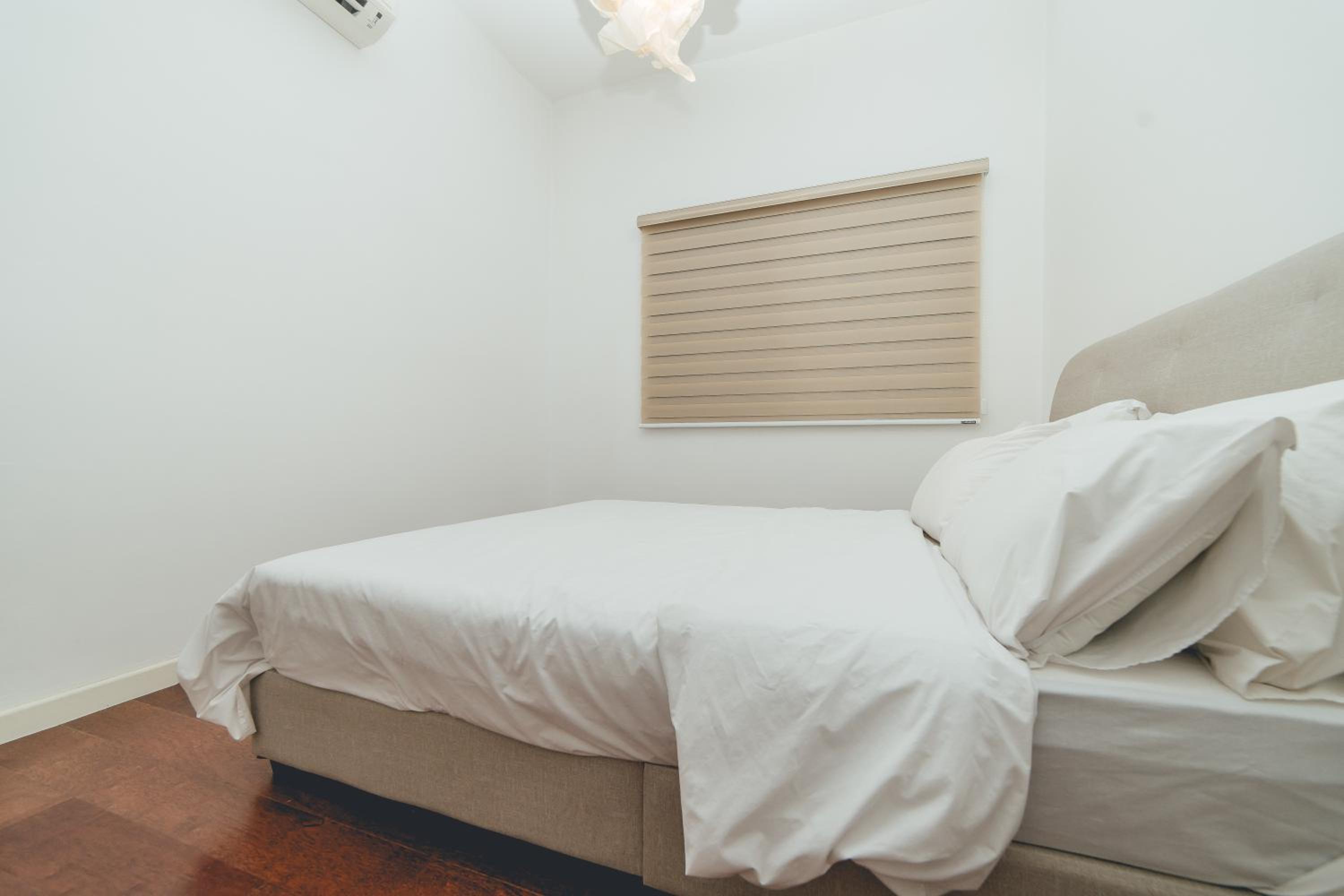 Molek High Floor Cozy Penthouse Apartment 5BR 12Pax by Our Stay