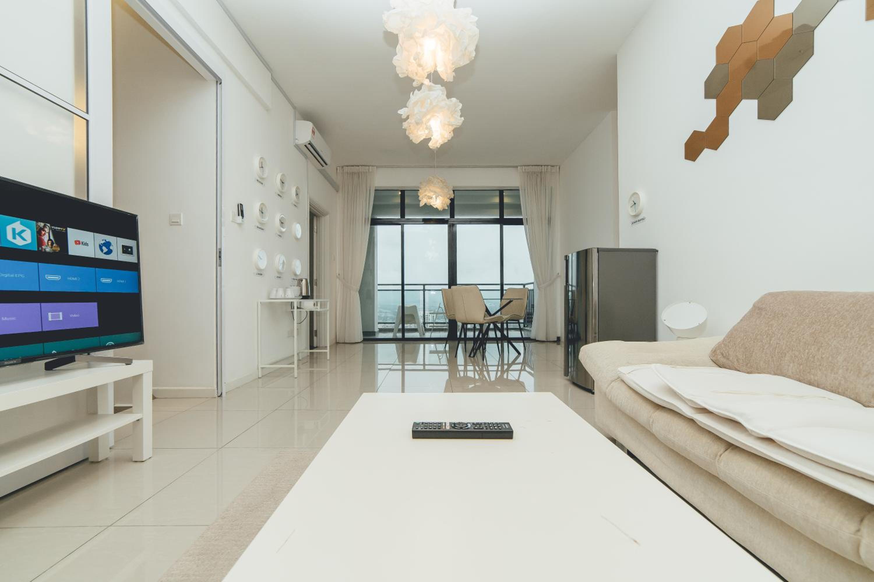 Molek High Floor Cozy Penthouse Apartment 5BR 12Pax by Our Stay