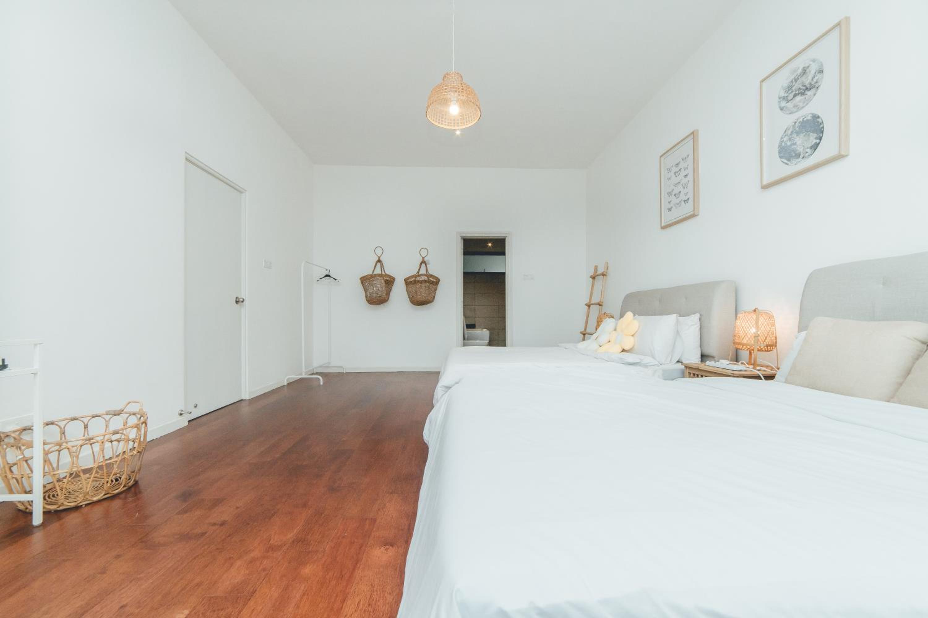Molek High Floor Cozy Penthouse Apartment 5BR 12Pax by Our Stay