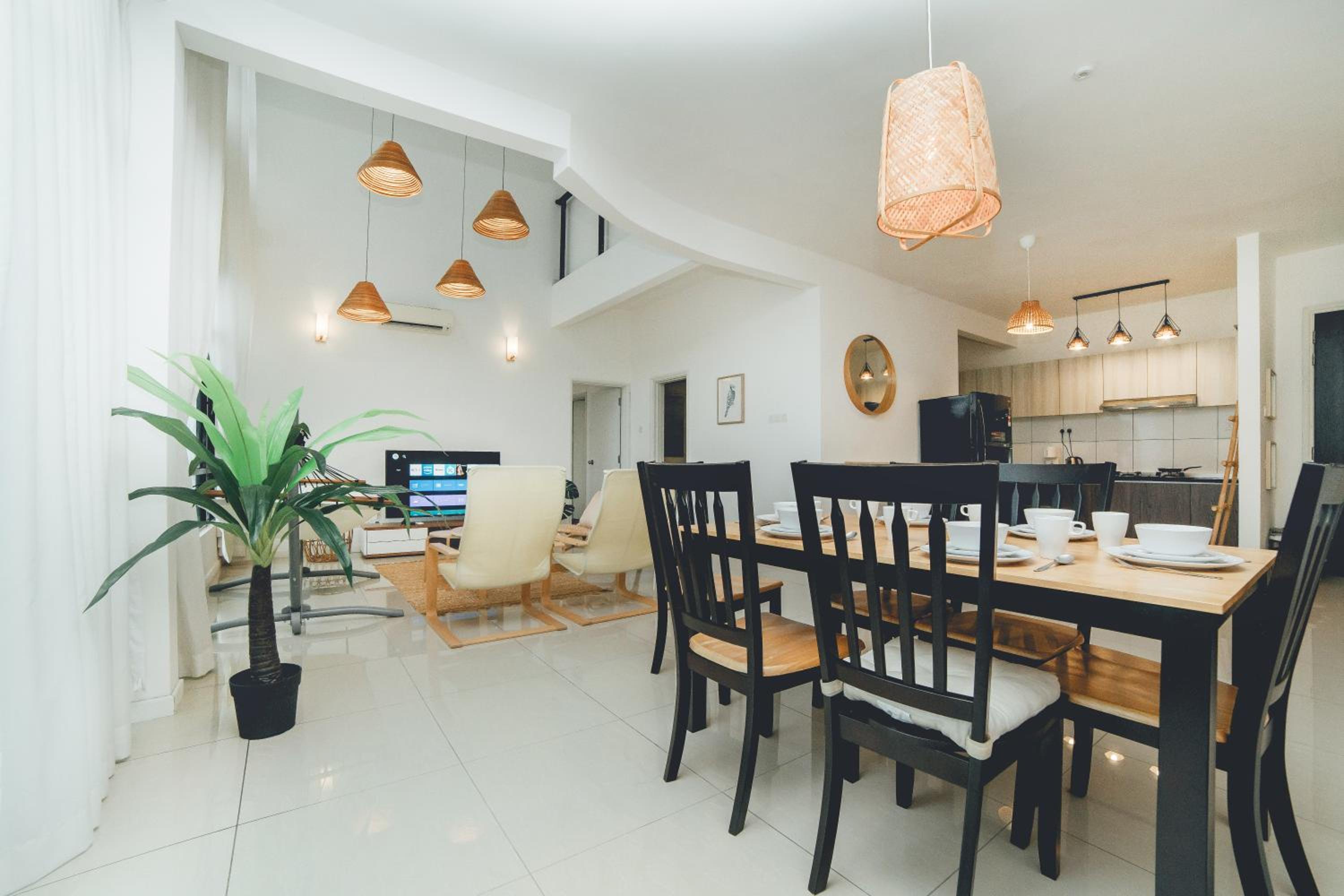 Molek High Floor Cozy Penthouse Apartment 5BR 12Pax by Our Stay