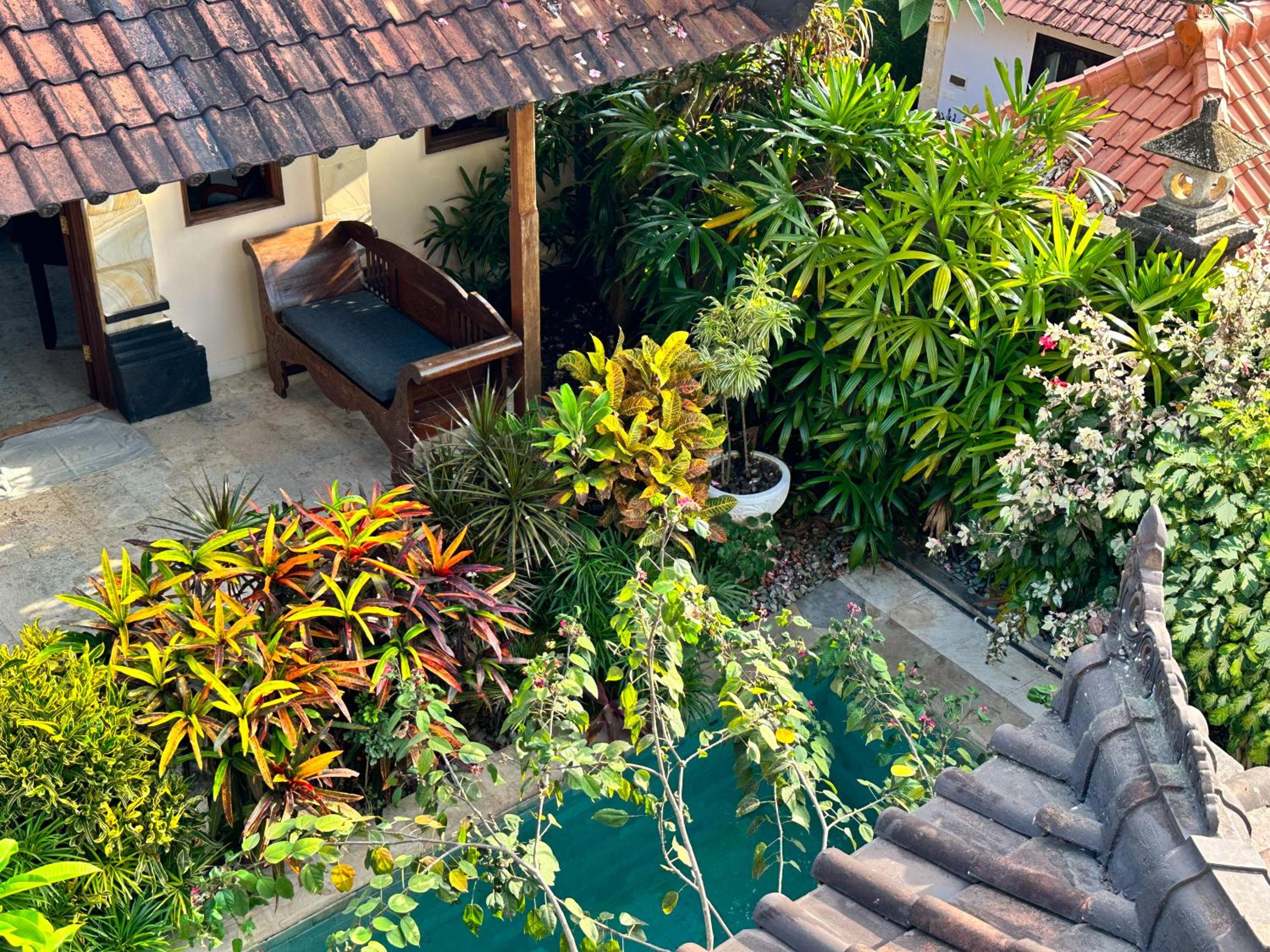 Villa Paradiso - 2B/R villa with Pool 3 min from Melasti beach view 2