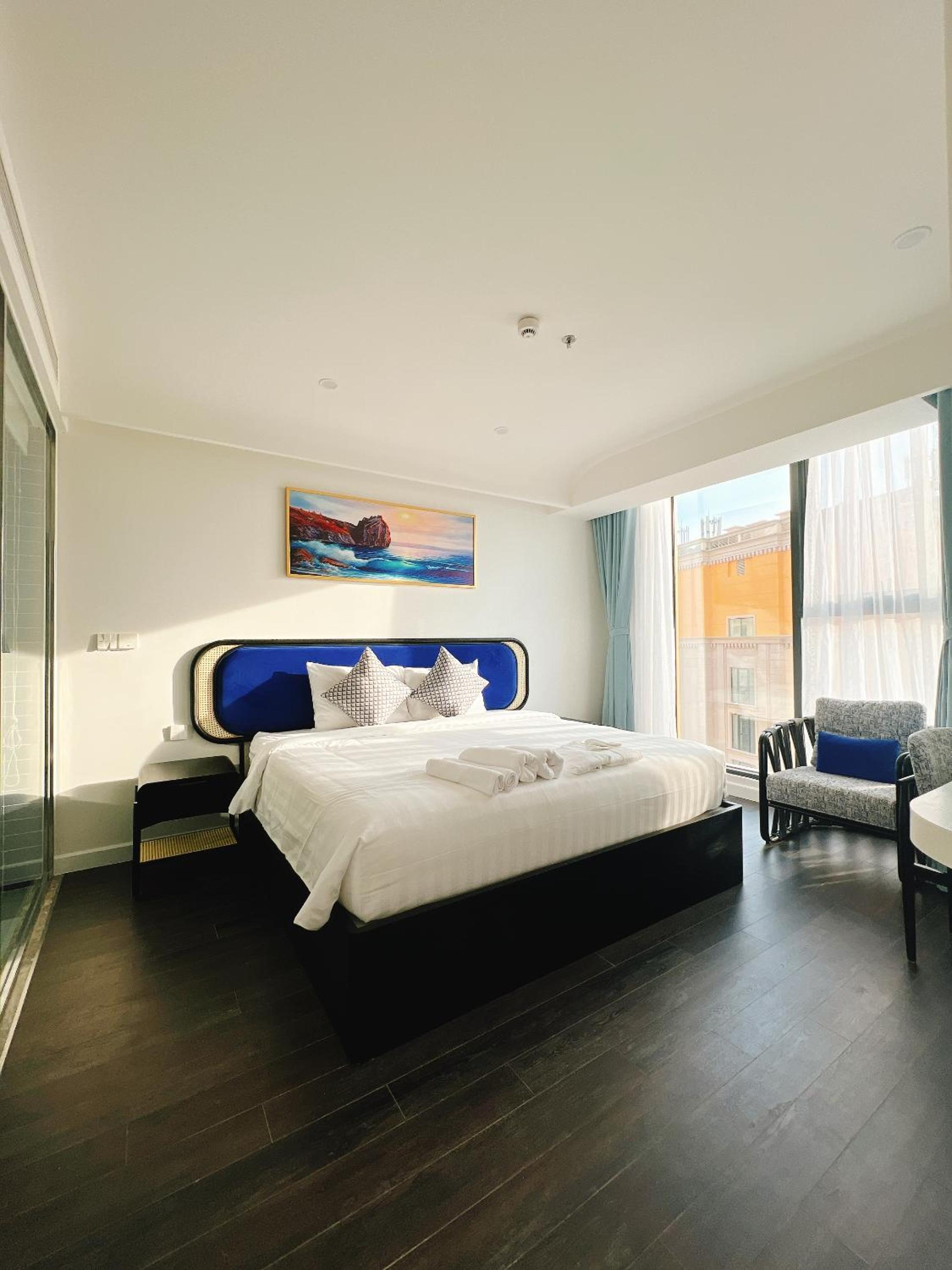 S Gen Hillside Condotel Phu Quoc
