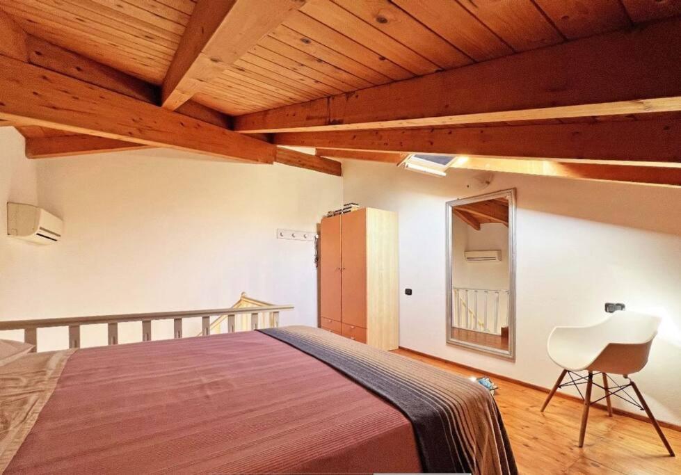 Beautiful loft in Porto Antigo 1