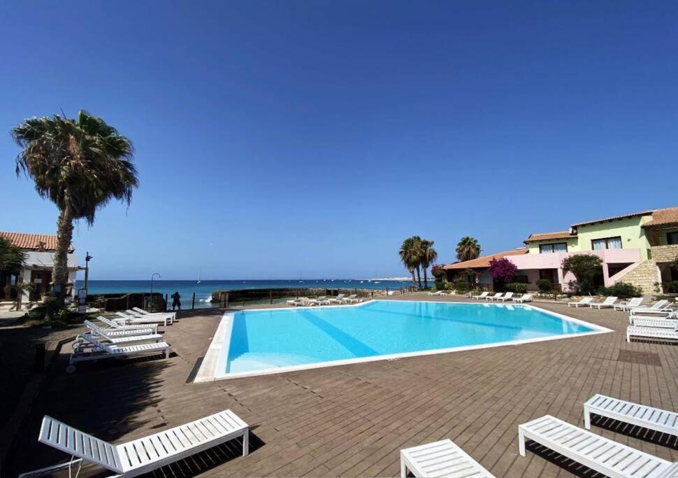 Beautiful loft in Porto Antigo 1