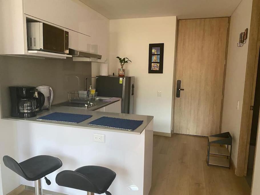 Cozy Loft 14th-Floor for 4 in the heart of Bogotá