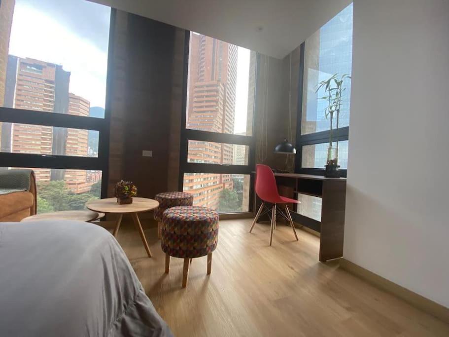Cozy Loft 14th-Floor for 4 in the heart of Bogotá