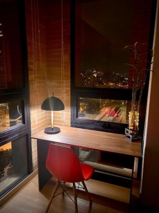 Cozy Loft 14th-Floor for 4 in the heart of Bogotá