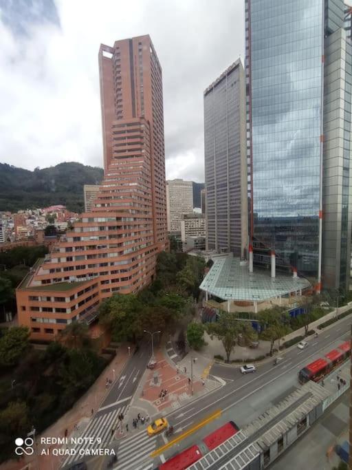 Cozy Loft 14th-Floor for 4 in the heart of Bogotá