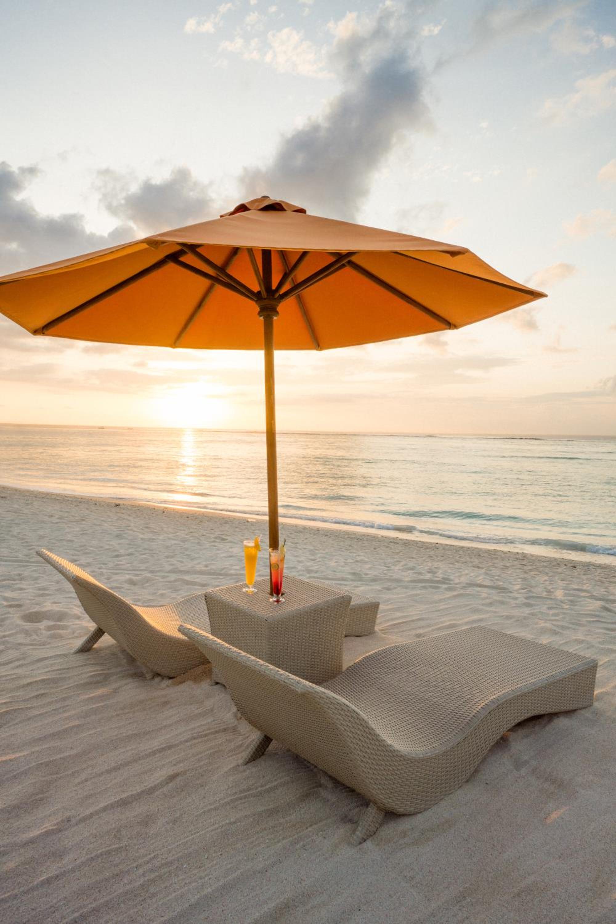 d'Nusa Beach Club and Resort