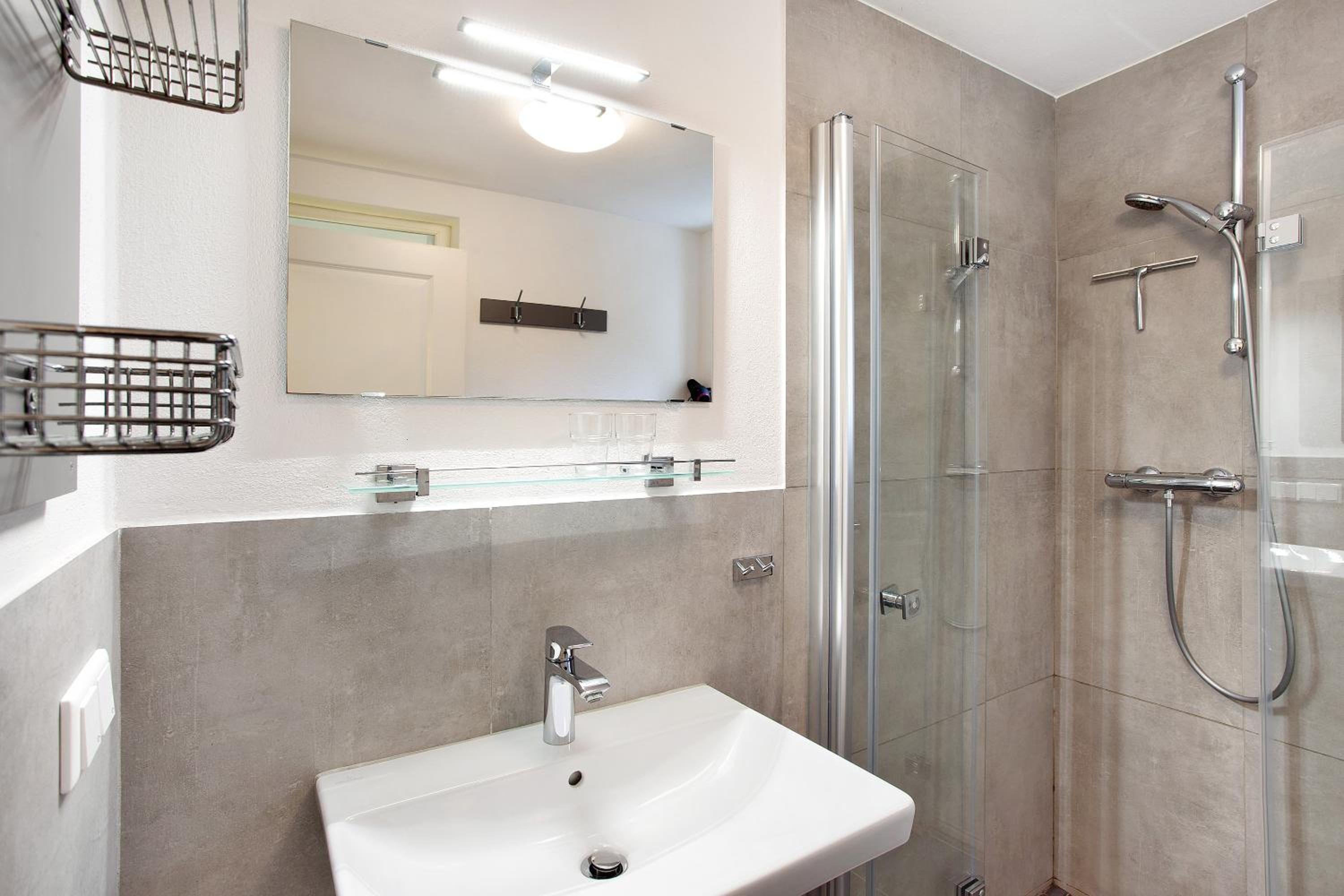 Ferienwohnung im Eichholz en Arnsberg — bathroom