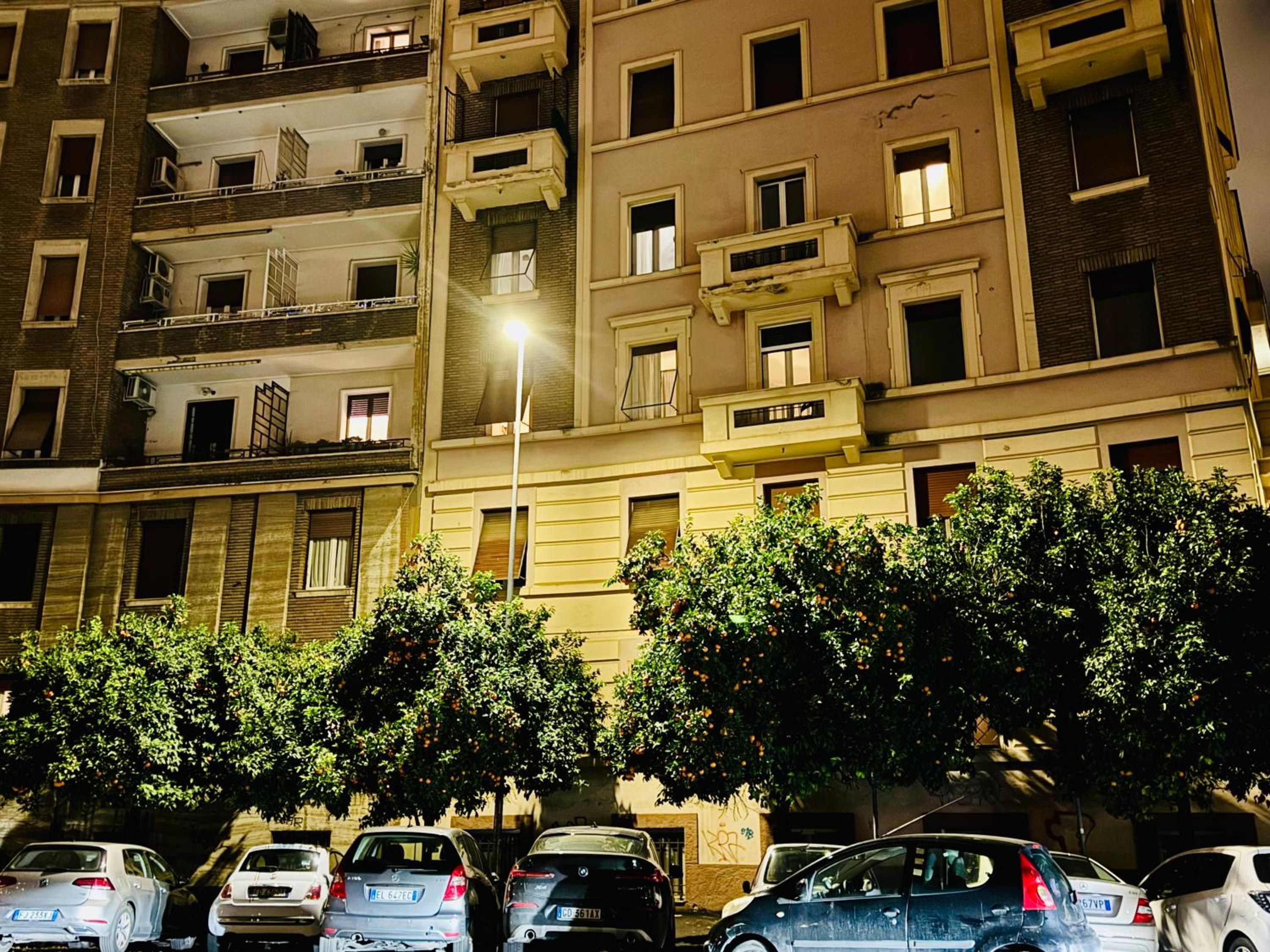 CHARMING VATICANO