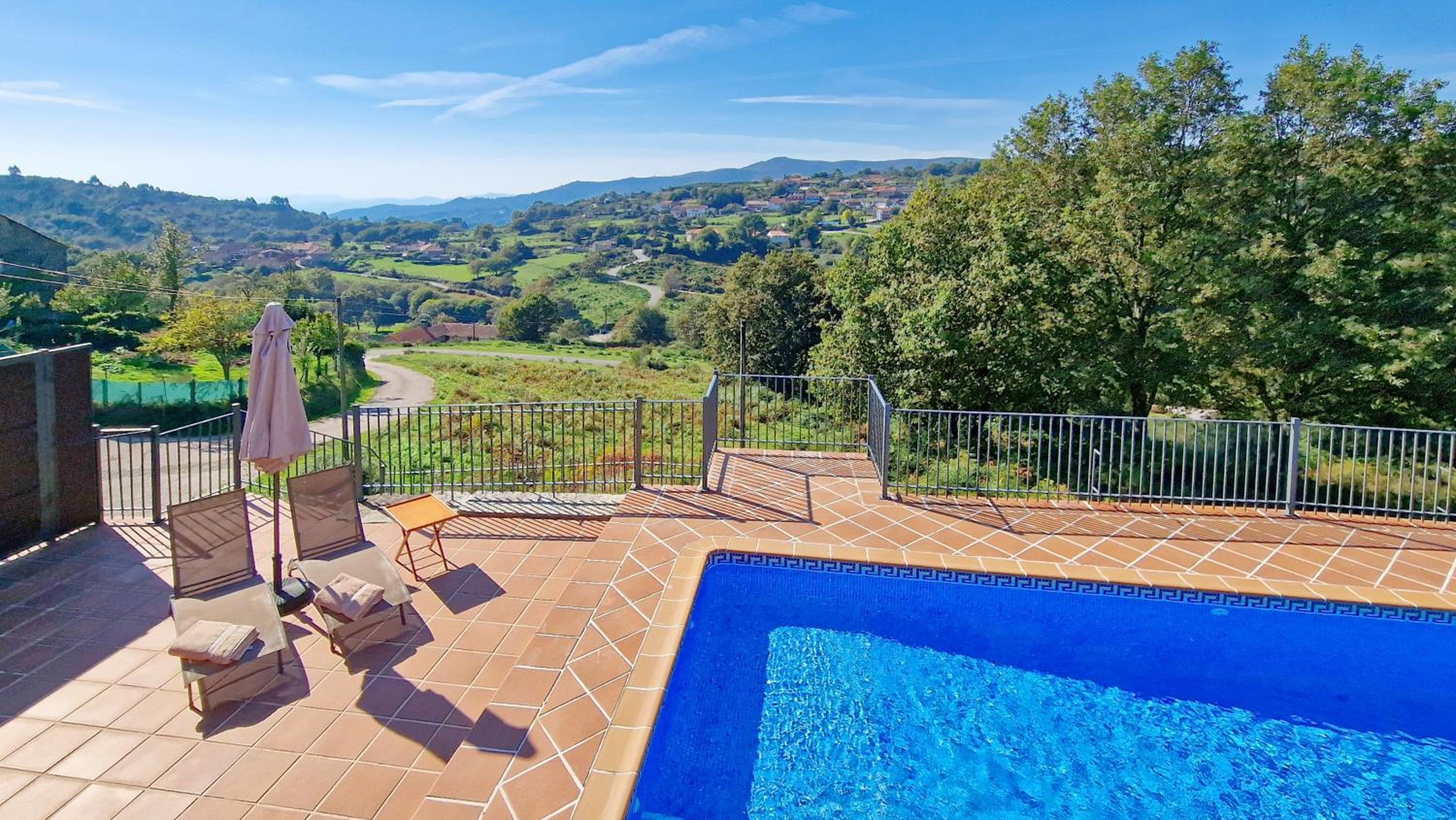 Casa Del Ingles - Luxury Private Villa & Pool in Rural Valley view 4