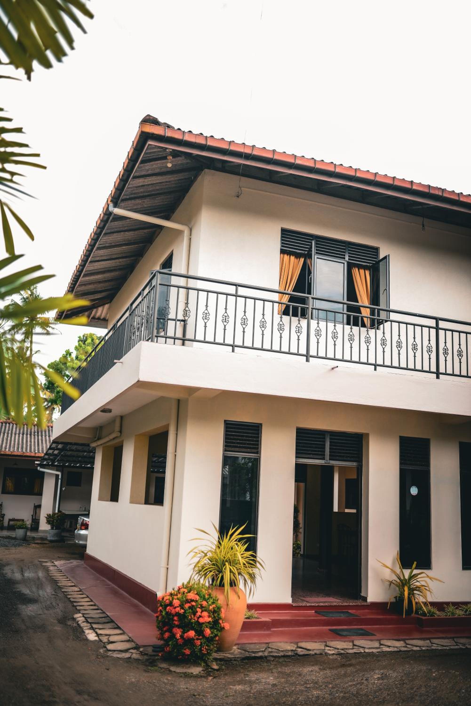 Sunny Lanka Guest House
