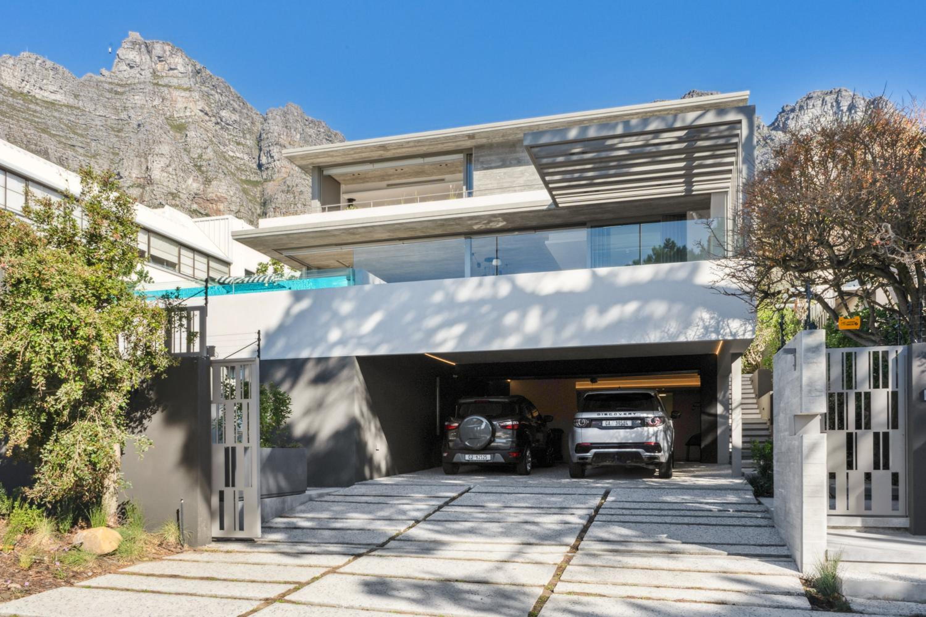 Brand New Dream Villa with Ocean View, Sauna & Gym