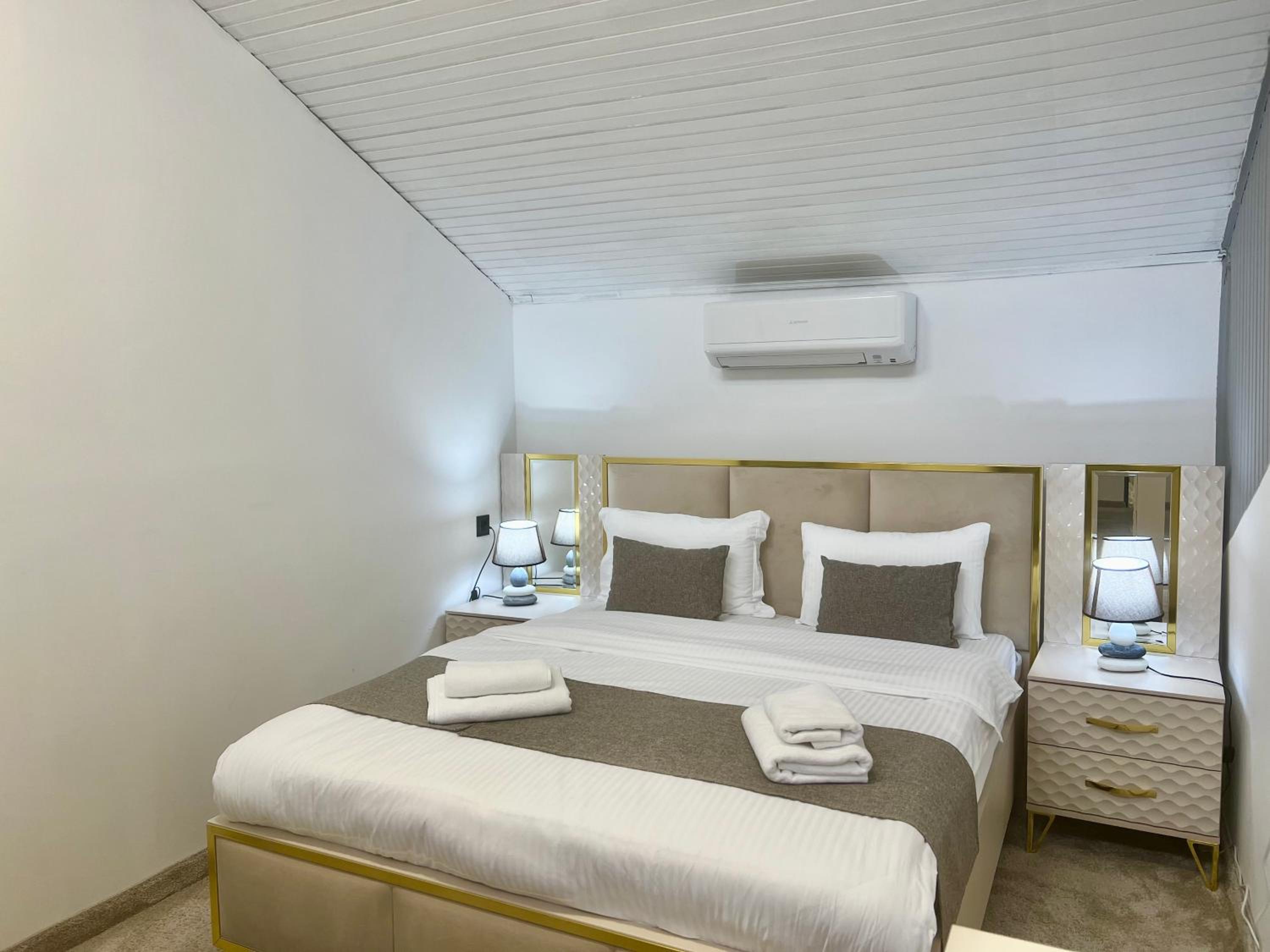 MANSION HOTEL YEREVAN
