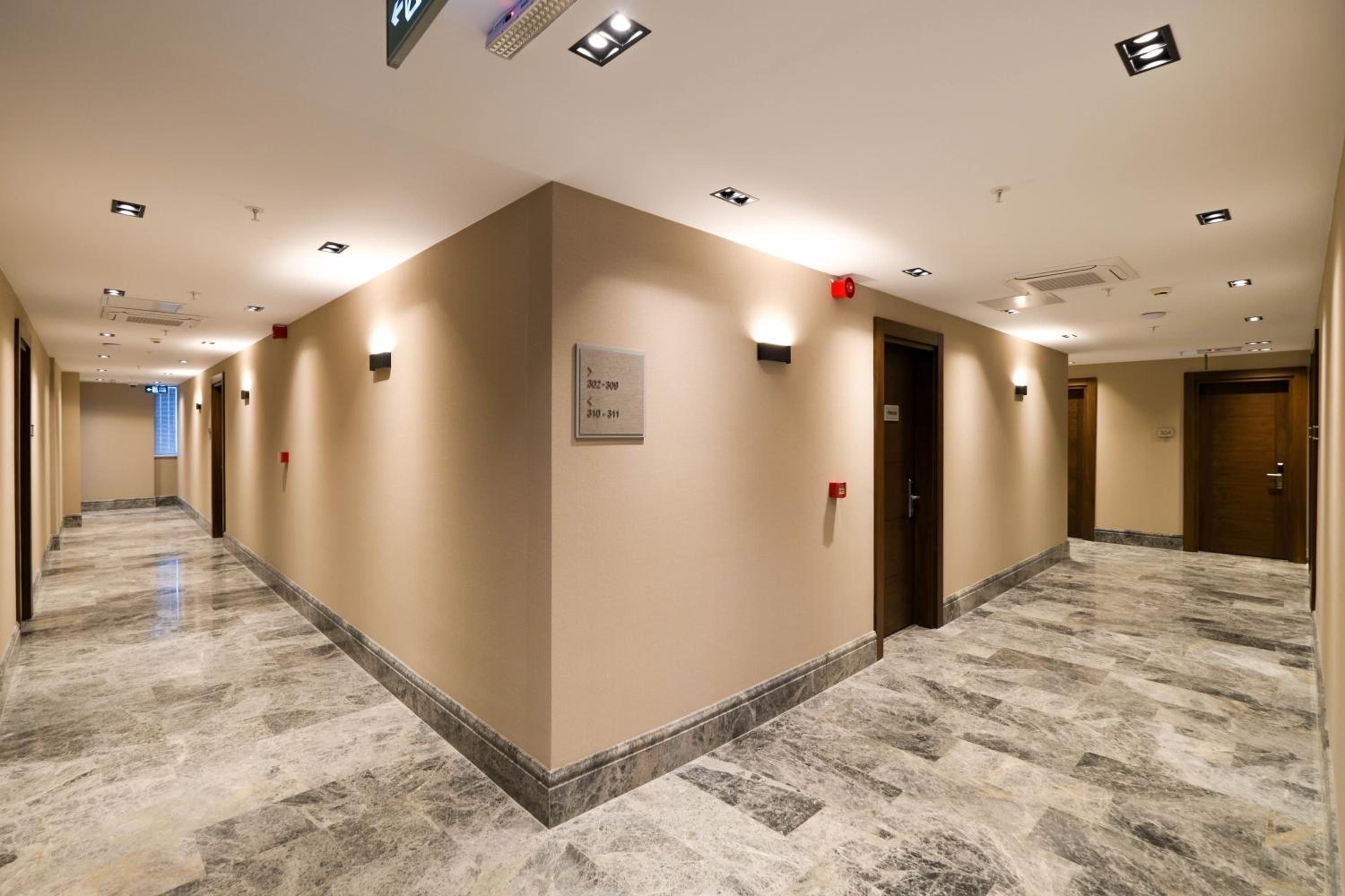 B'İSTANBUL OTEL - Image 7